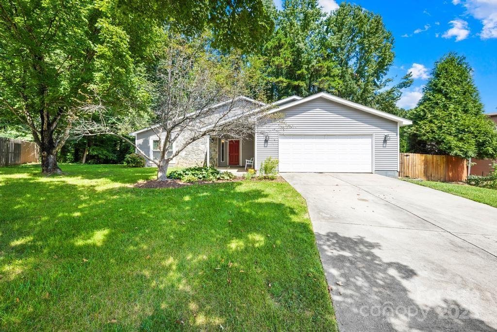 Danbrooke Park, Mint Hill community