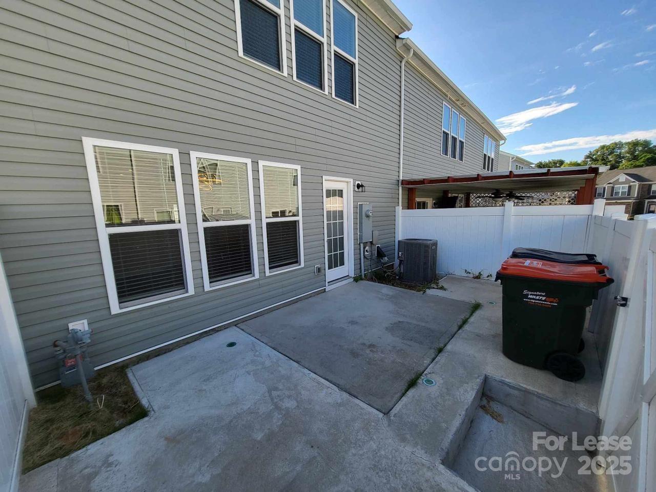Property image 5 at 821 Canoe Song Road, Fort Mill, SC 29708
