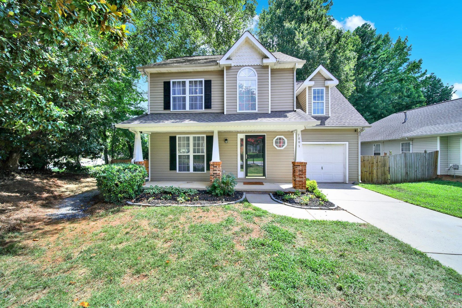 Property image 2 at 7801 Bella Vista Court, Charlotte, NC 28216