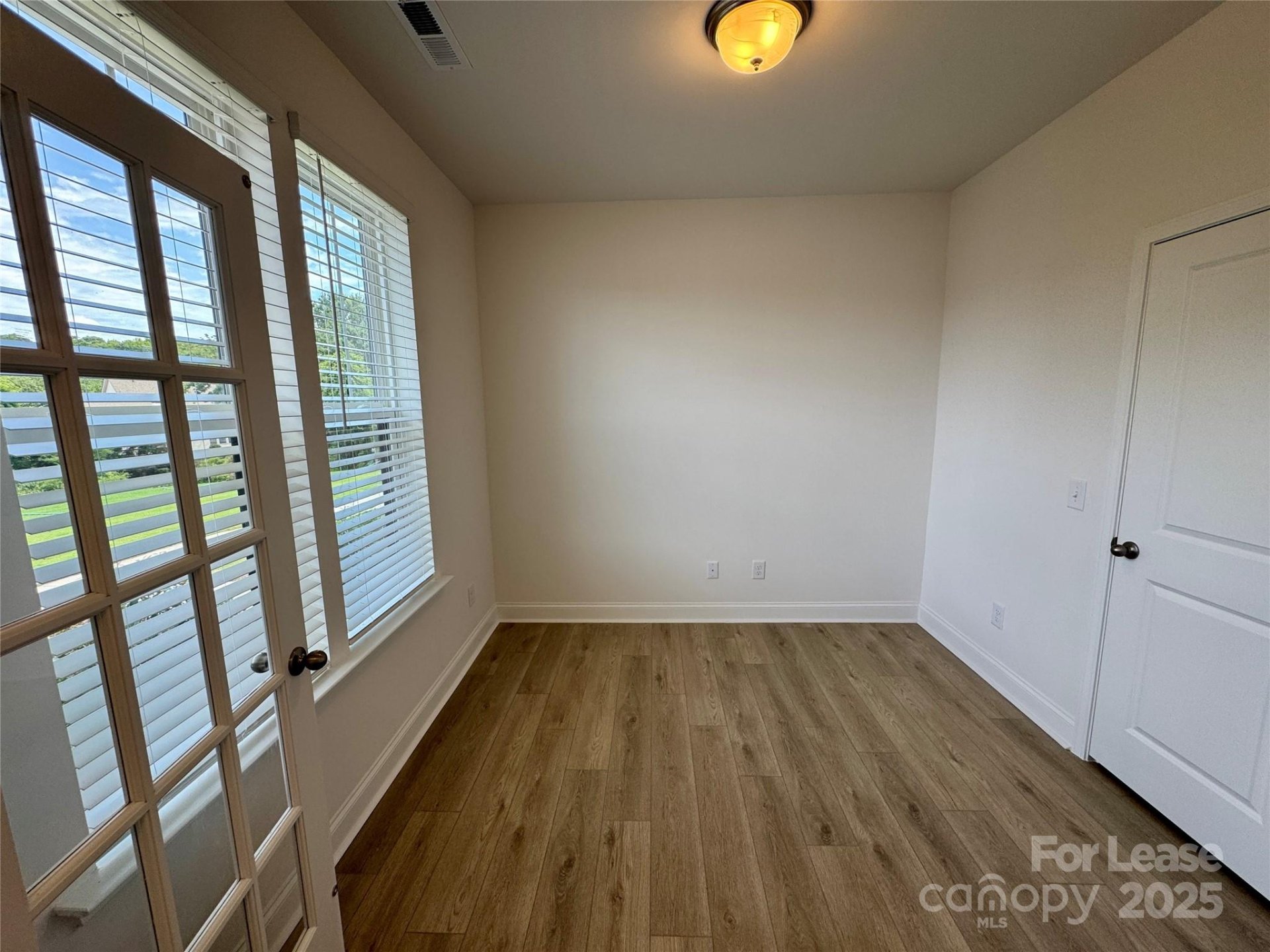 Property image 3 at 5026 Layman Drive, Charlotte, NC 28226