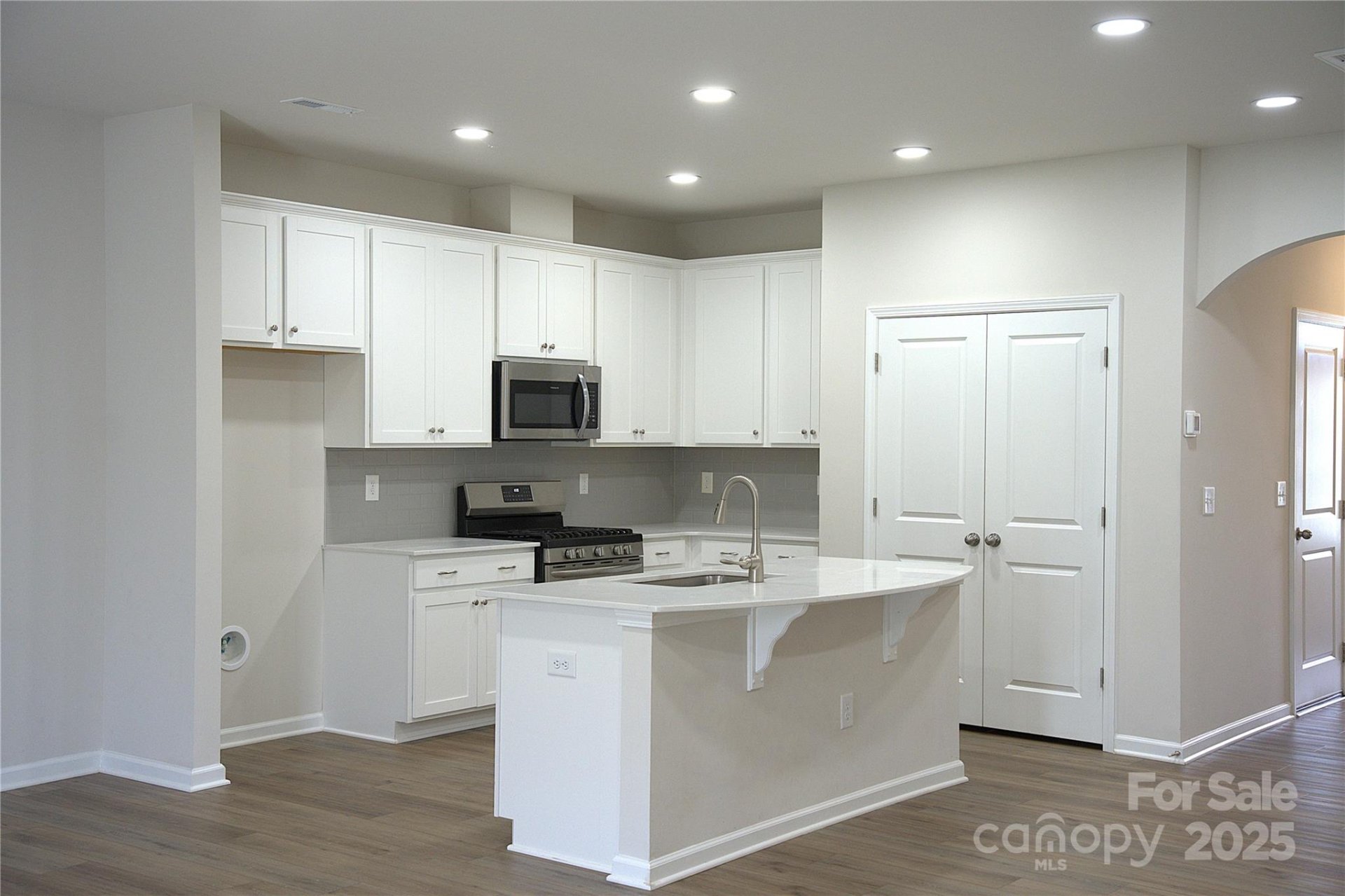 Property image 2 at 6019 Chelsea Oaks Ridge, Fort Mill, SC 29708