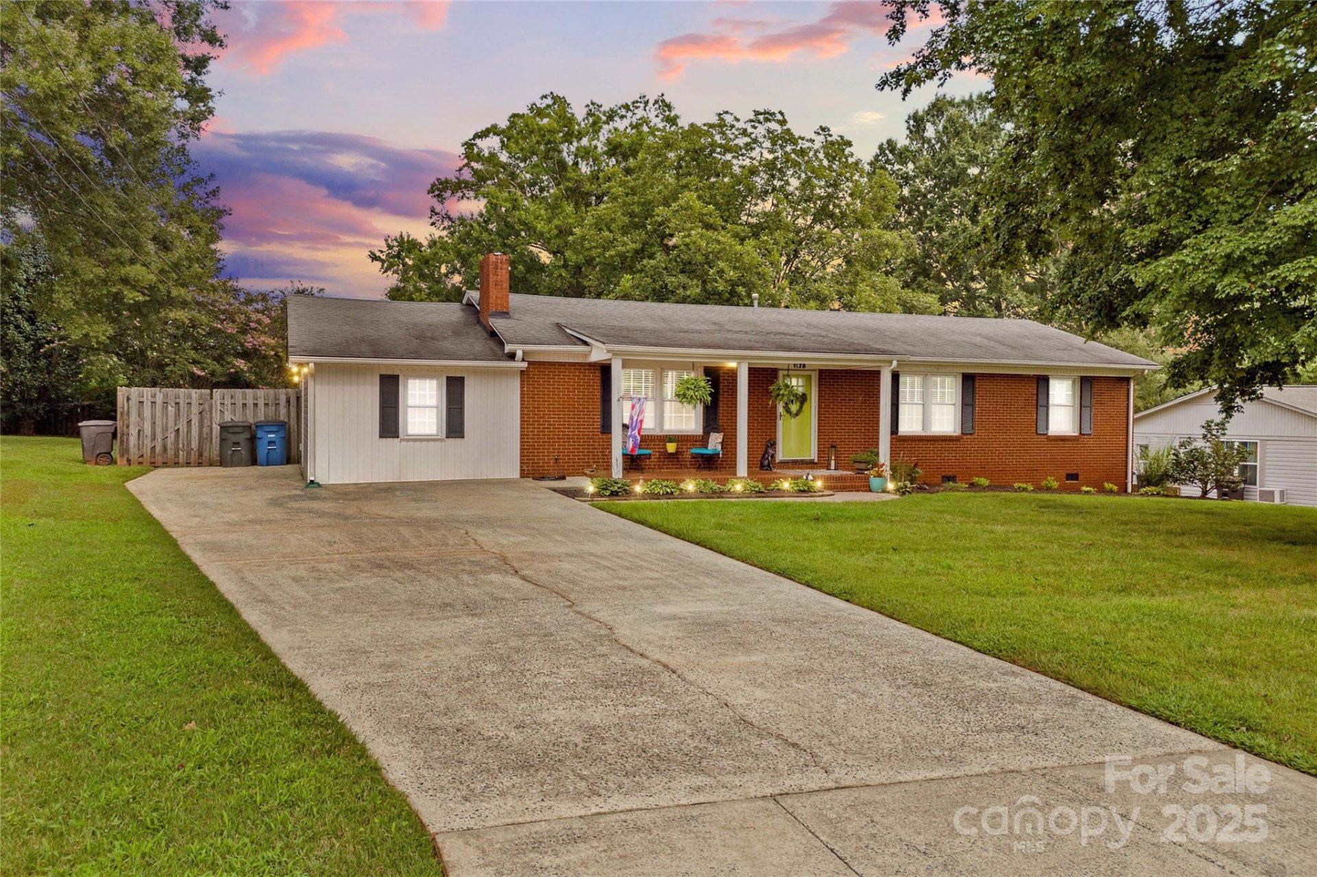1128 Fulton Drive