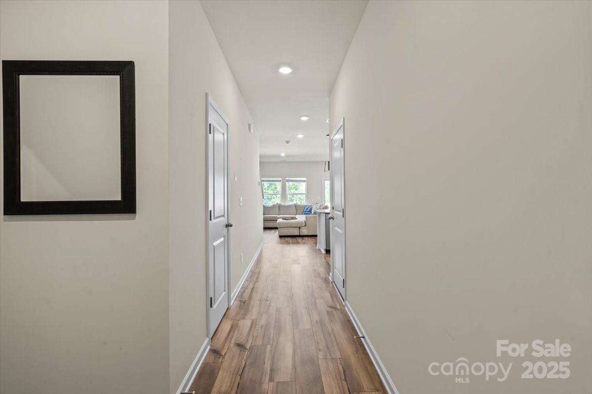 Property image 3 at 1021 Plumcrest Drive, Charlotte, NC 28216
