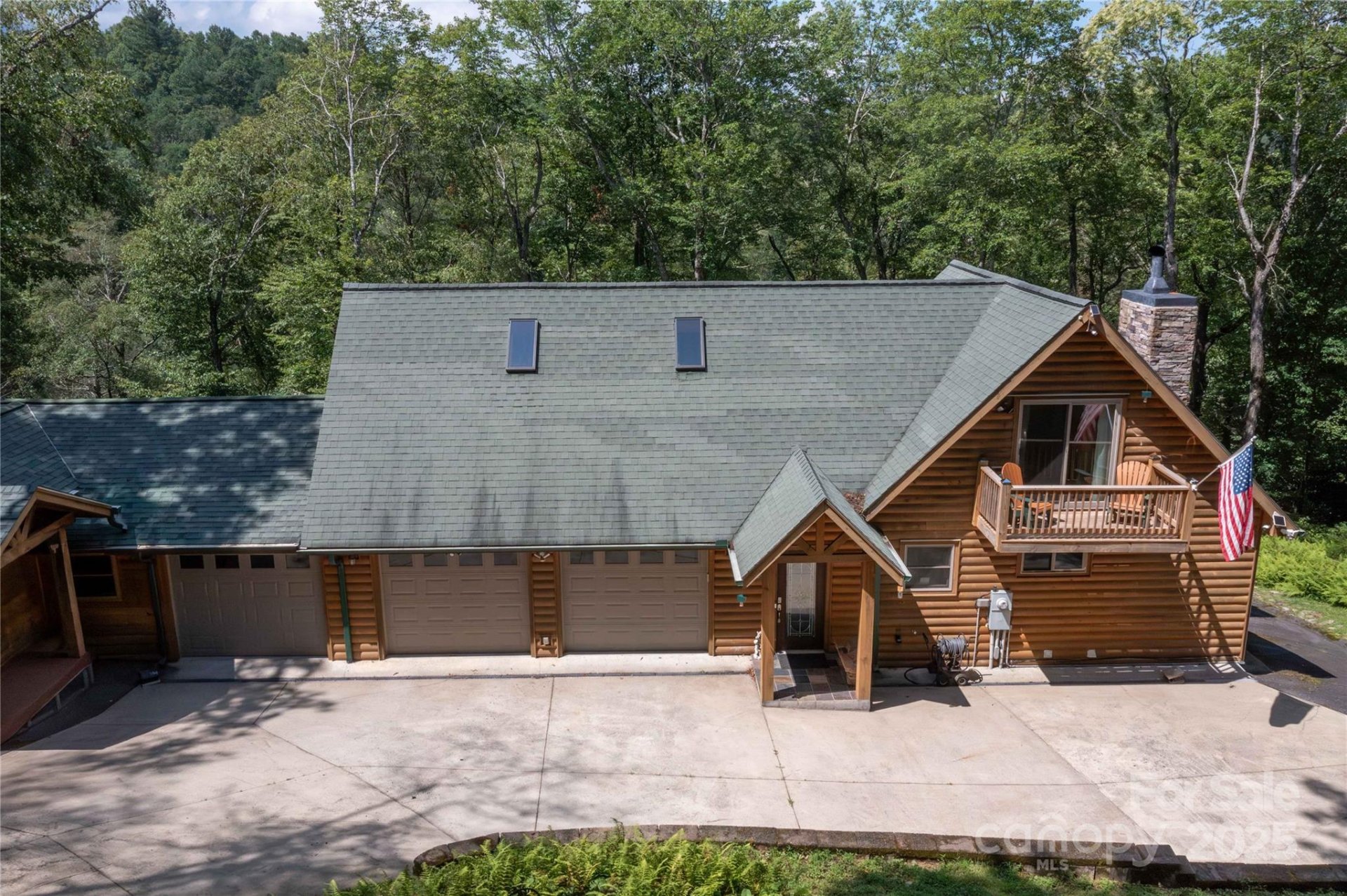 Mount Mitchell Lands, Burnsville Community