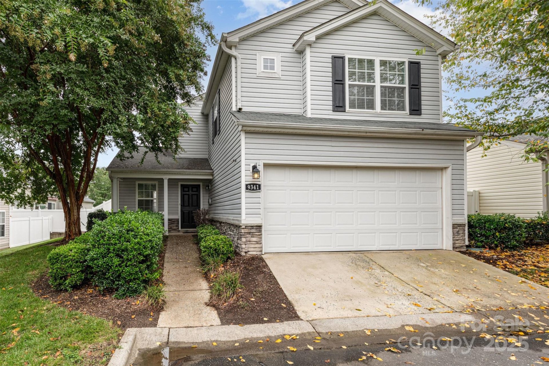 Property image 3 at 9341 Meadowmont View Drive, Charlotte, NC 28269