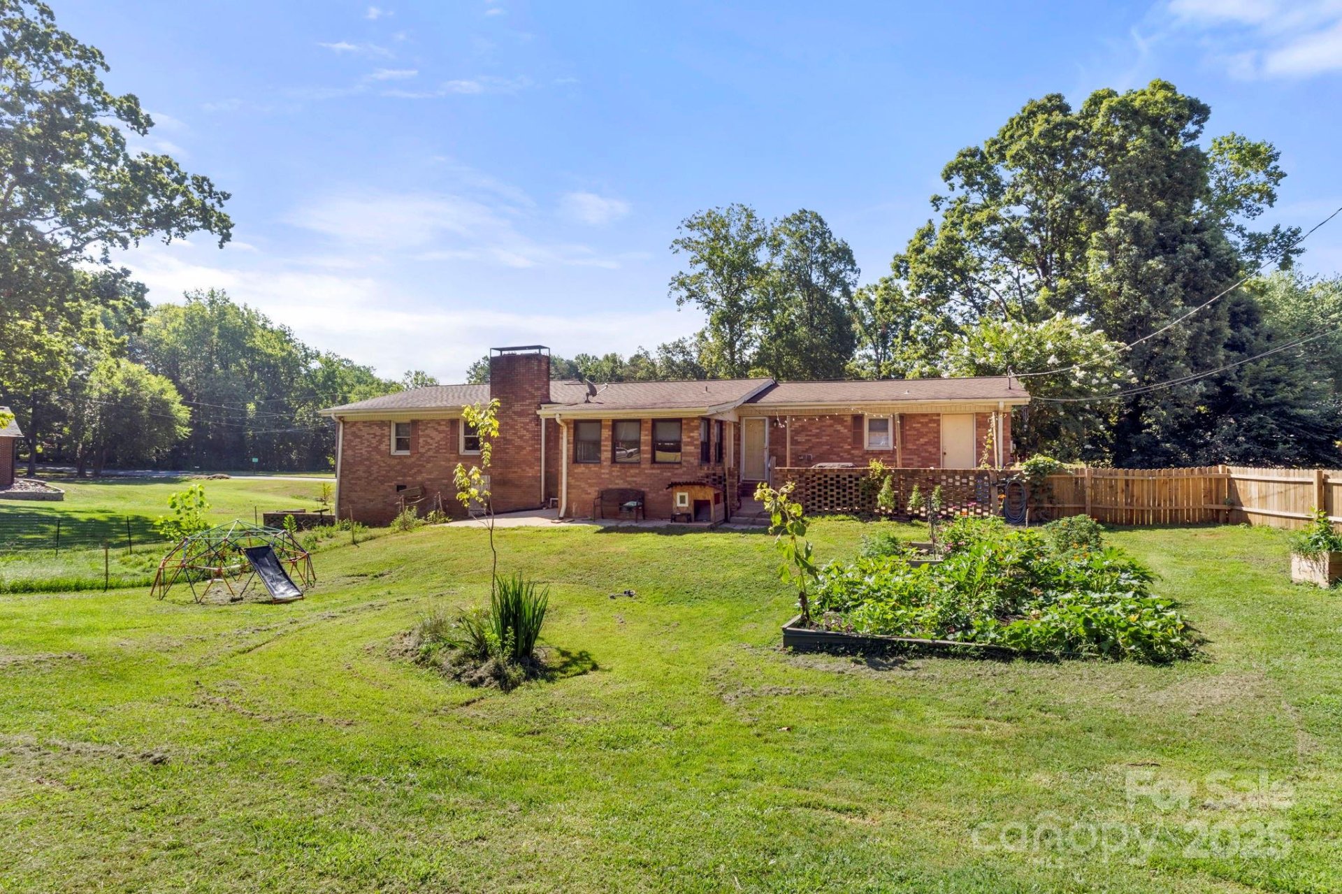 Property image 2 at 701 Woodside Drive, Kings Mountain, NC 28086