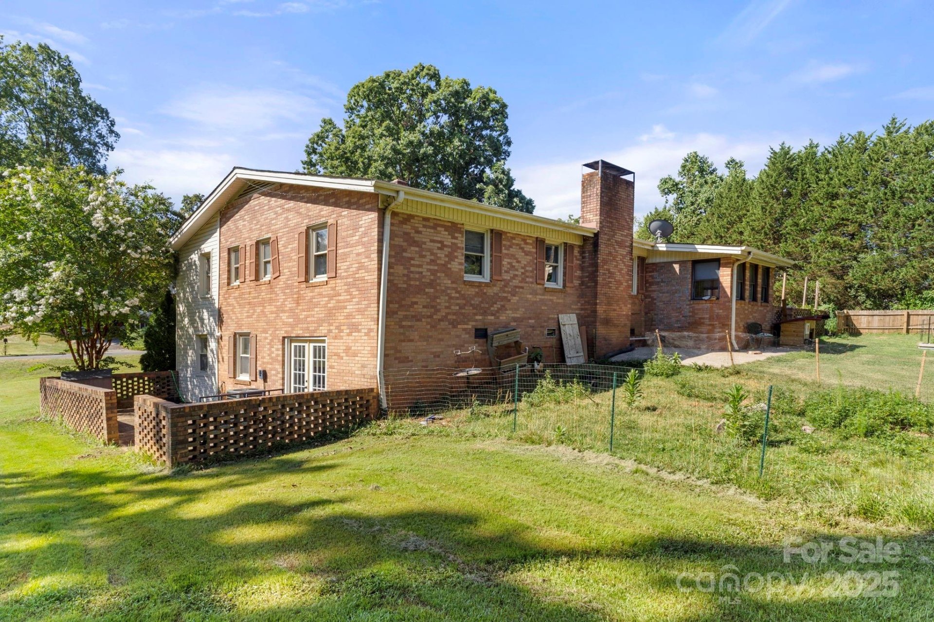 Property image 3 at 701 Woodside Drive, Kings Mountain, NC 28086
