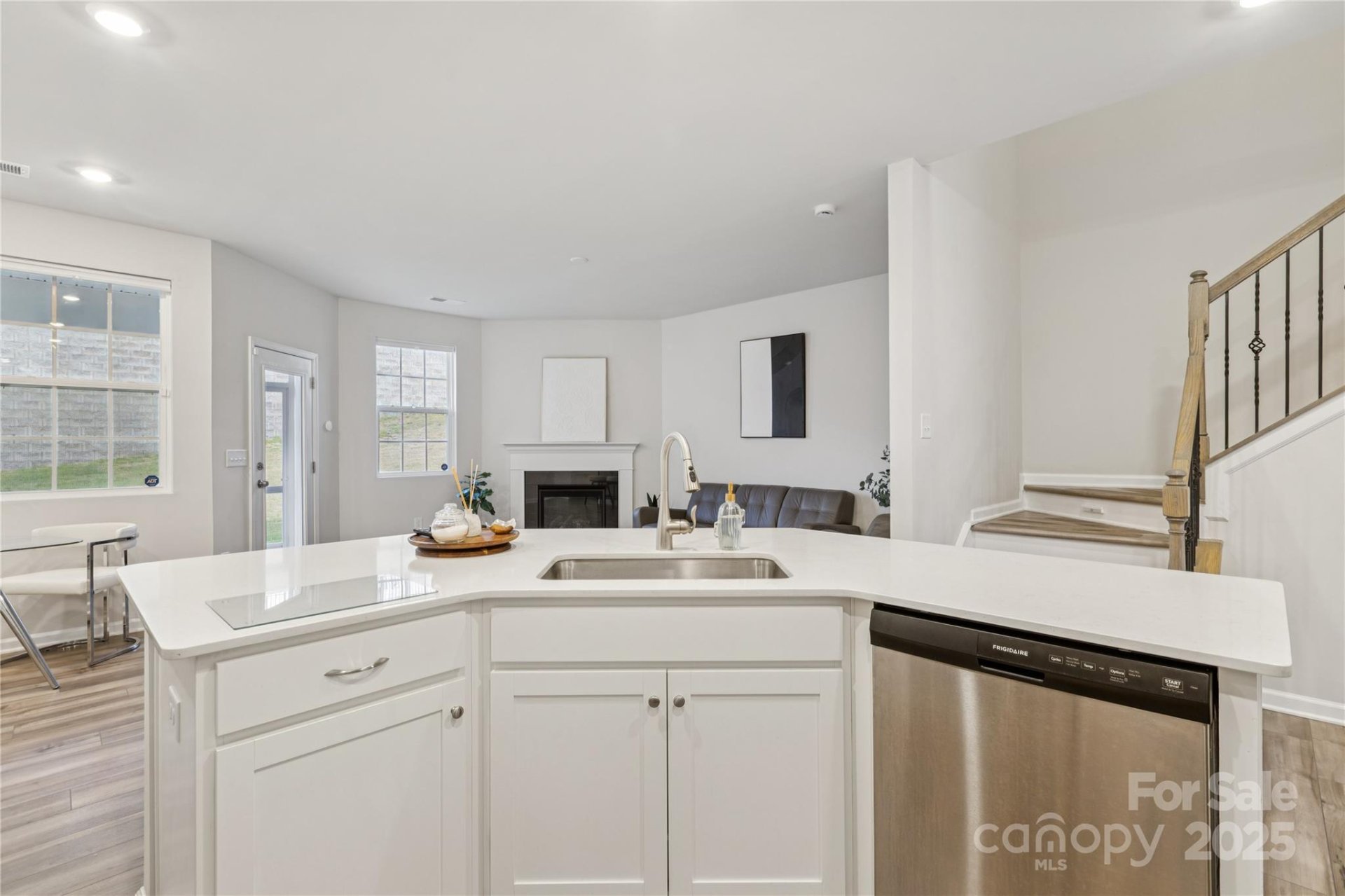 Property image 4 at 6011 Chelsea Oaks Ridge, Tega Cay, SC 29708