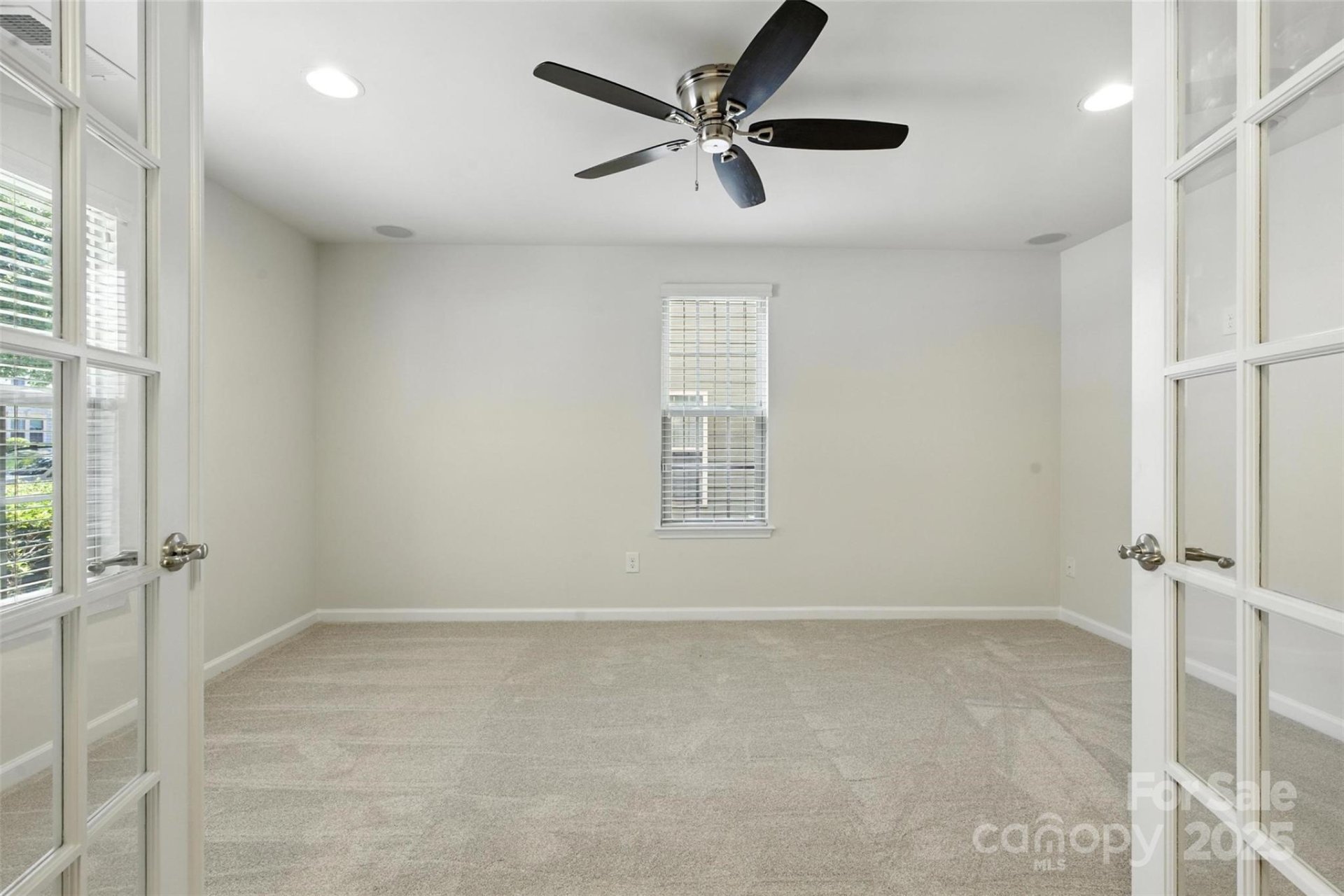 Property image 4 at 4057 Zilker Park Drive, Charlotte, NC 28217