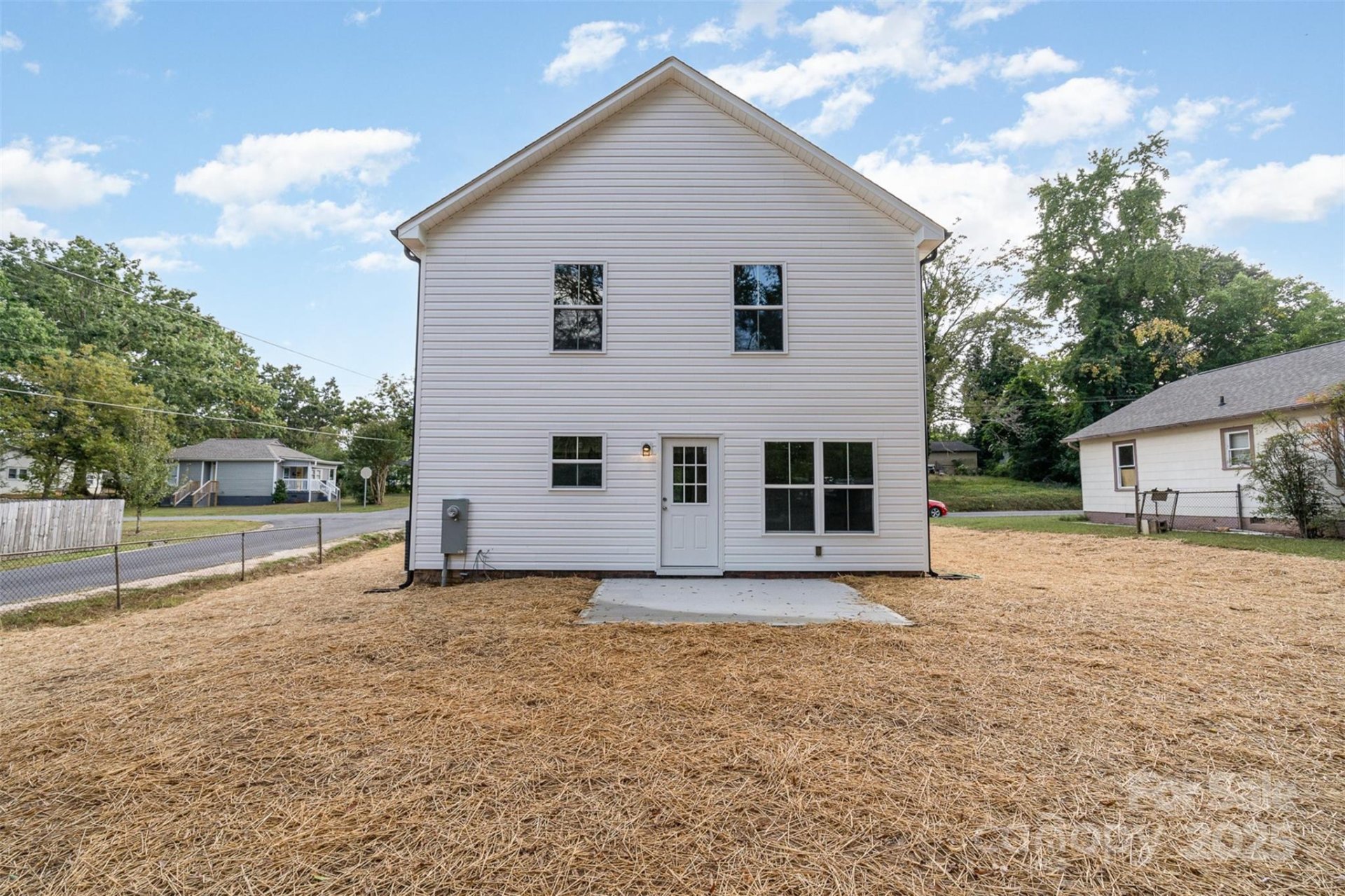 Property image 2 at 562 Westover Avenue, Kannapolis, NC 28081