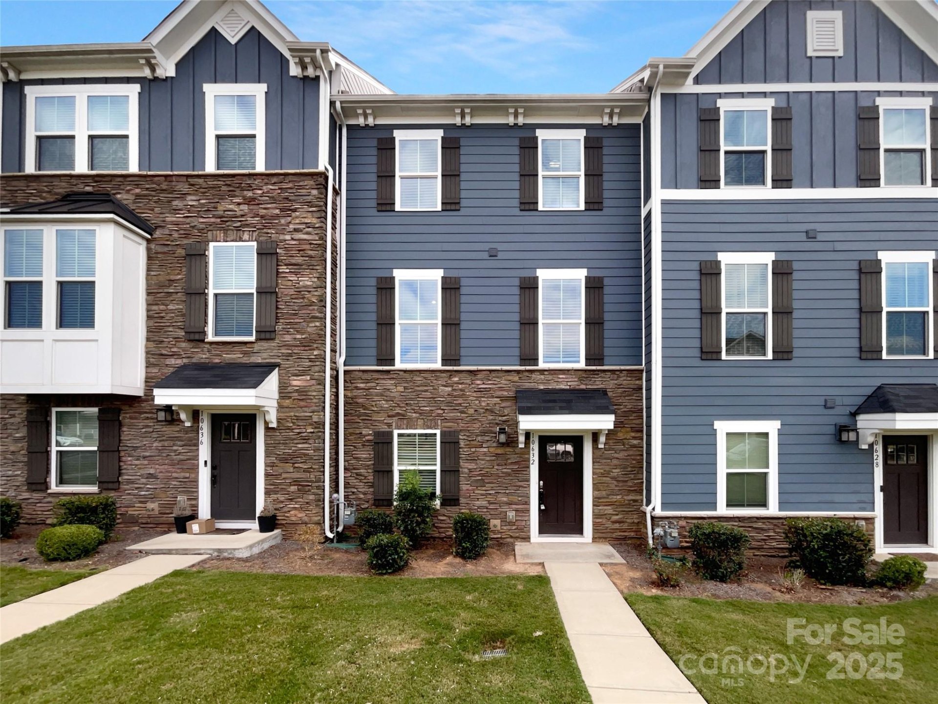 Property at 10632 Overlook Mountain Drive, Charlotte, NC 28216