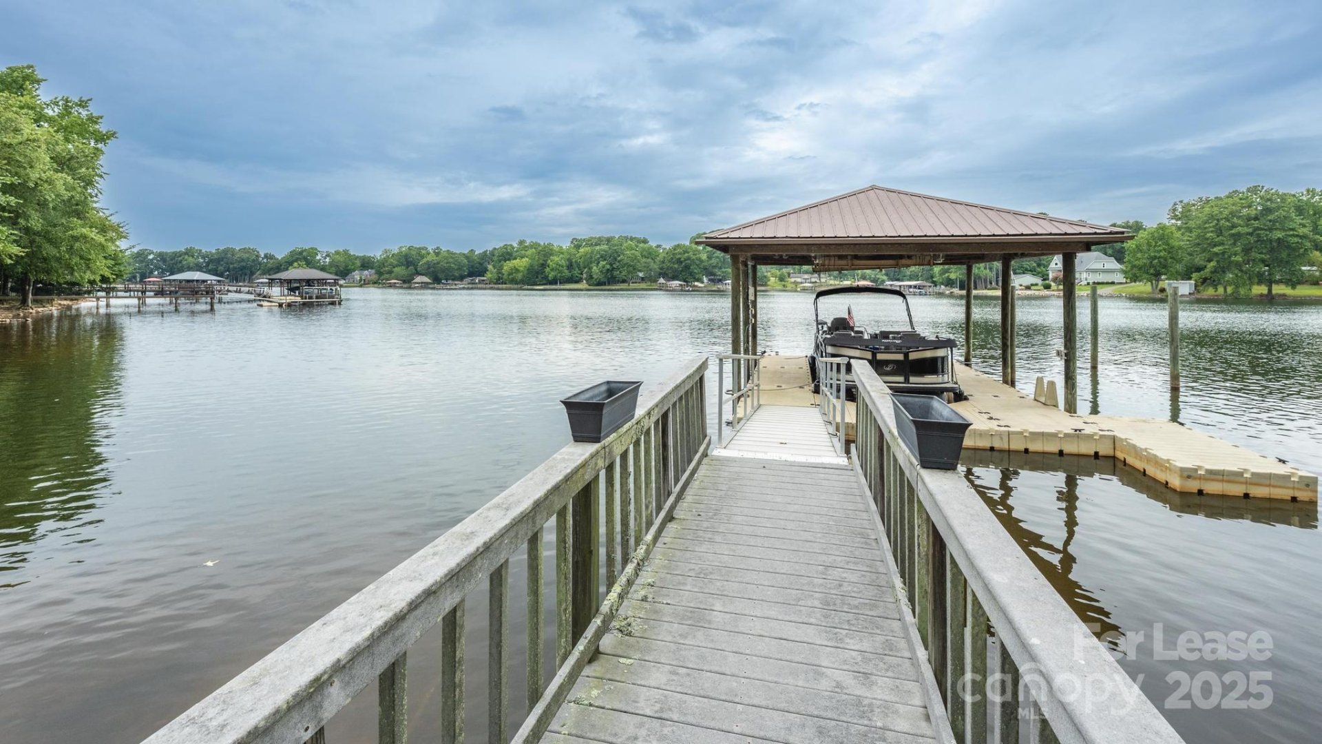 Property image 3 at 112 Cedar Bluff Lane, Mooresville, NC 28117