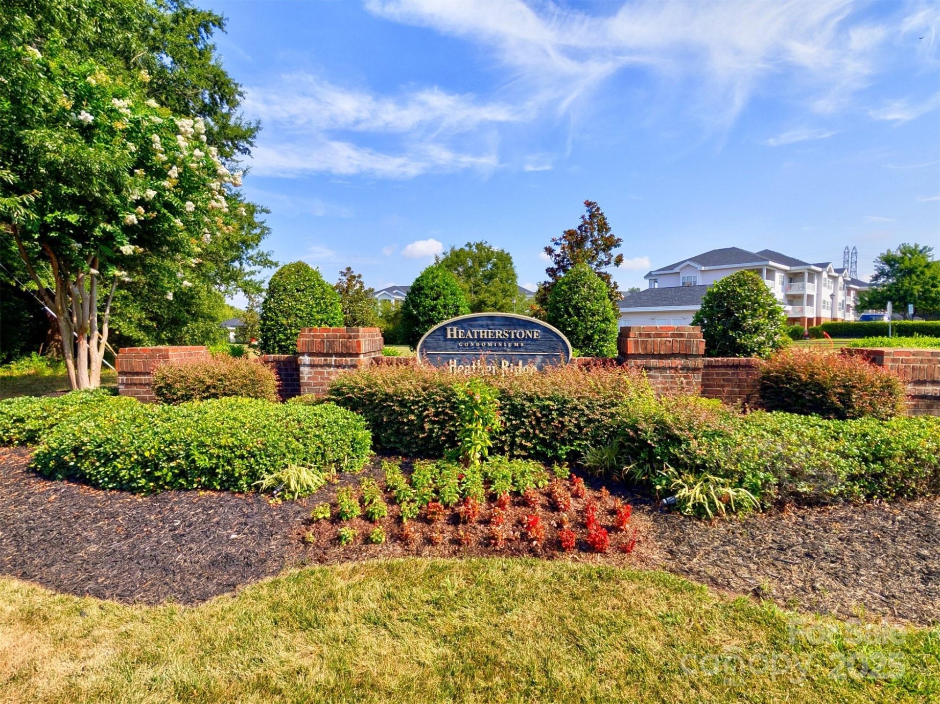 Property image 2 at 9022 Meadow Vista Road, Charlotte, NC 28213