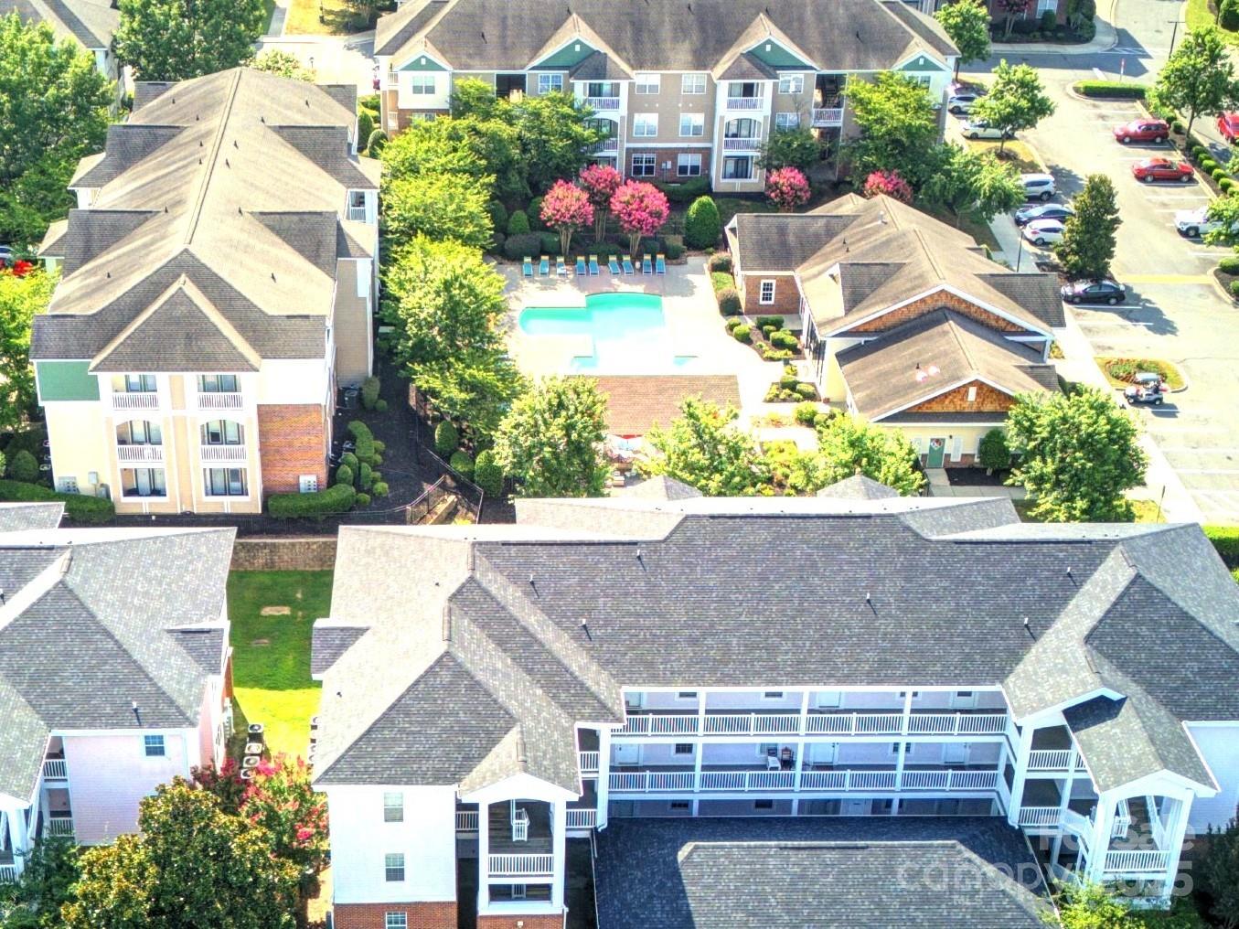 Property image 3 at 9022 Meadow Vista Road, Charlotte, NC 28213
