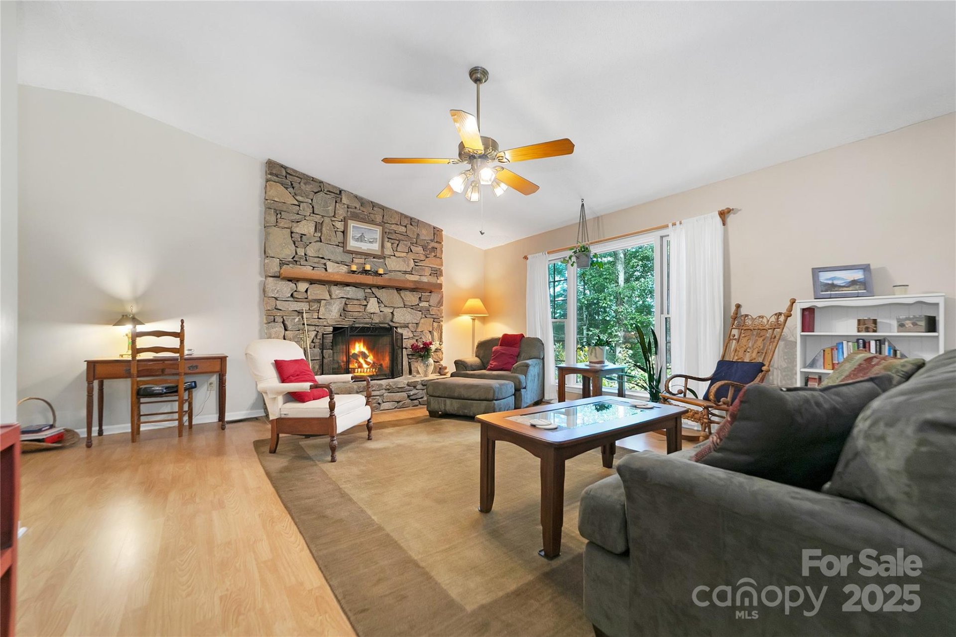 Knob Creek, Pisgah Forest community