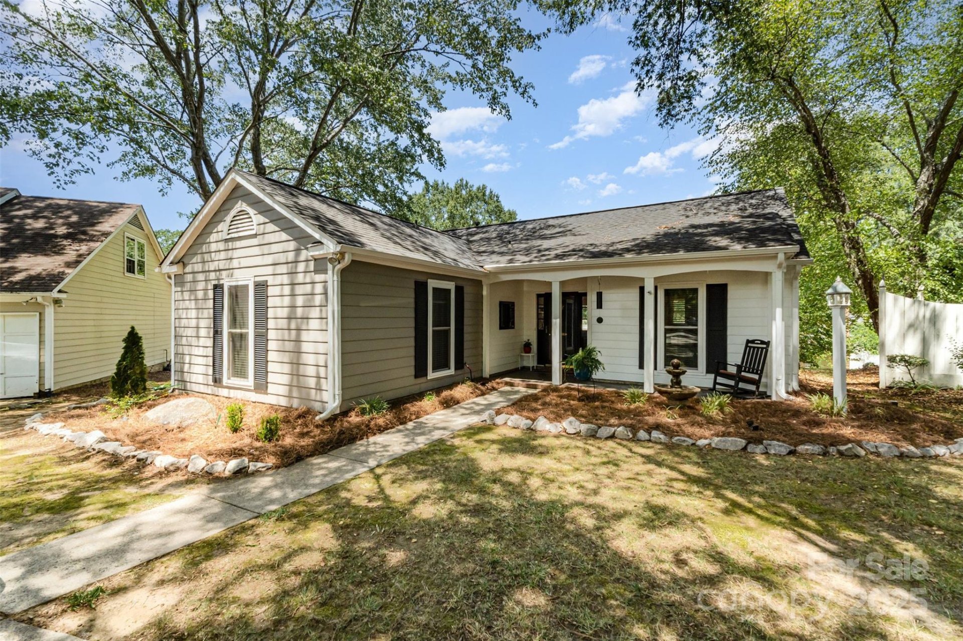 Property image 4 at 2722 Hillmont Drive, Charlotte, NC 28226