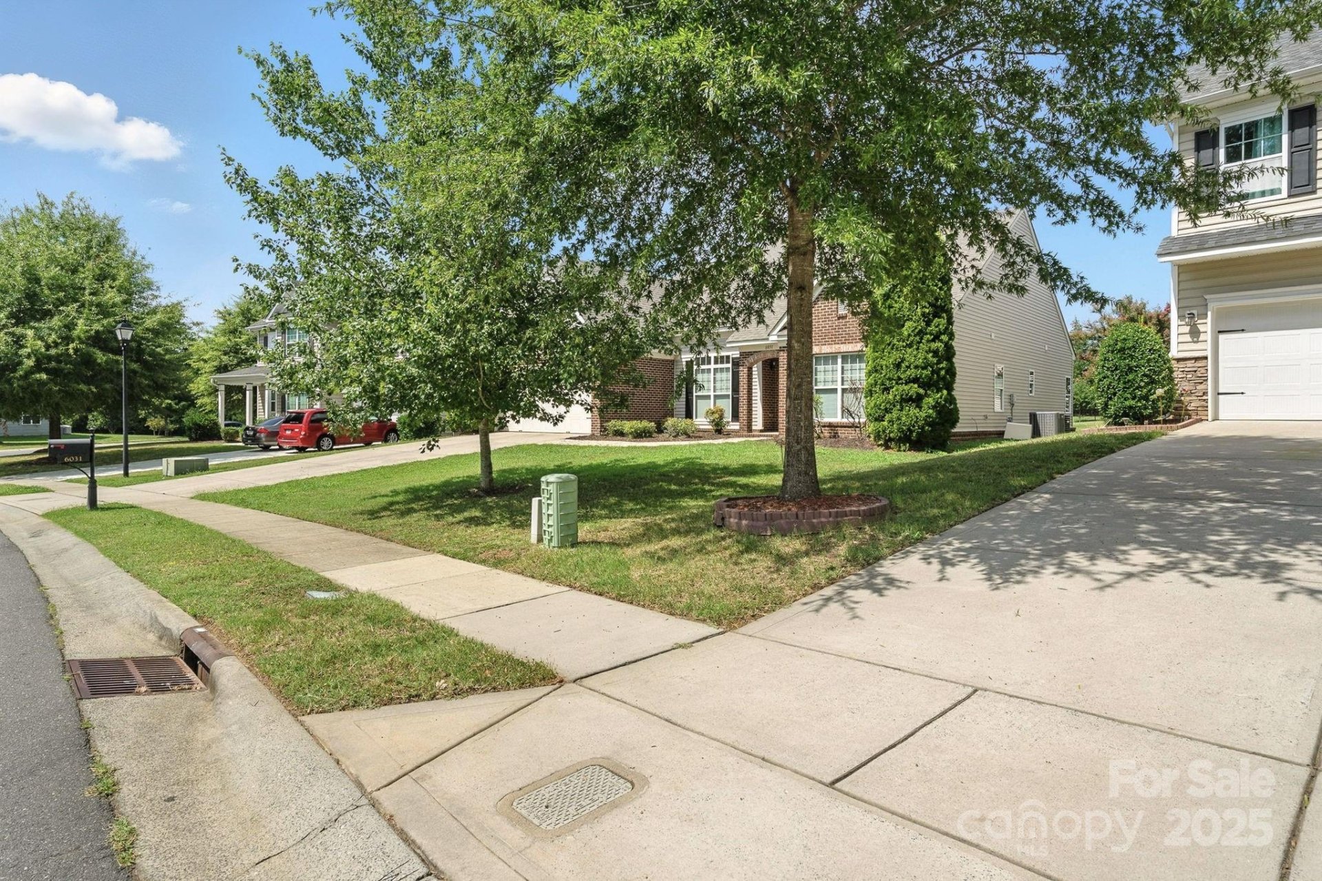 Property image 3 at 6031 Castlecove Road, Charlotte, NC 28278