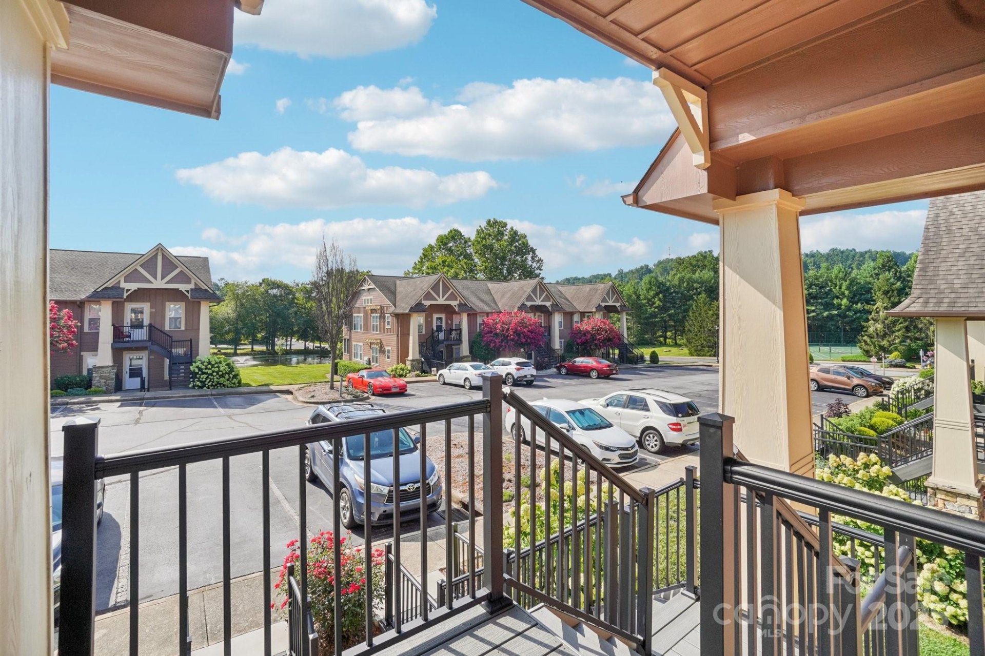 Property image 3 at 1002 Deermouse Way, Hendersonville, NC 28792
