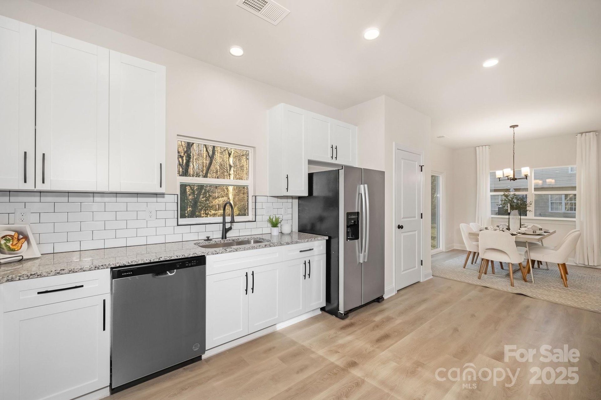 Property image 3 at 804 Plaza Walk Drive, Charlotte, NC 28215