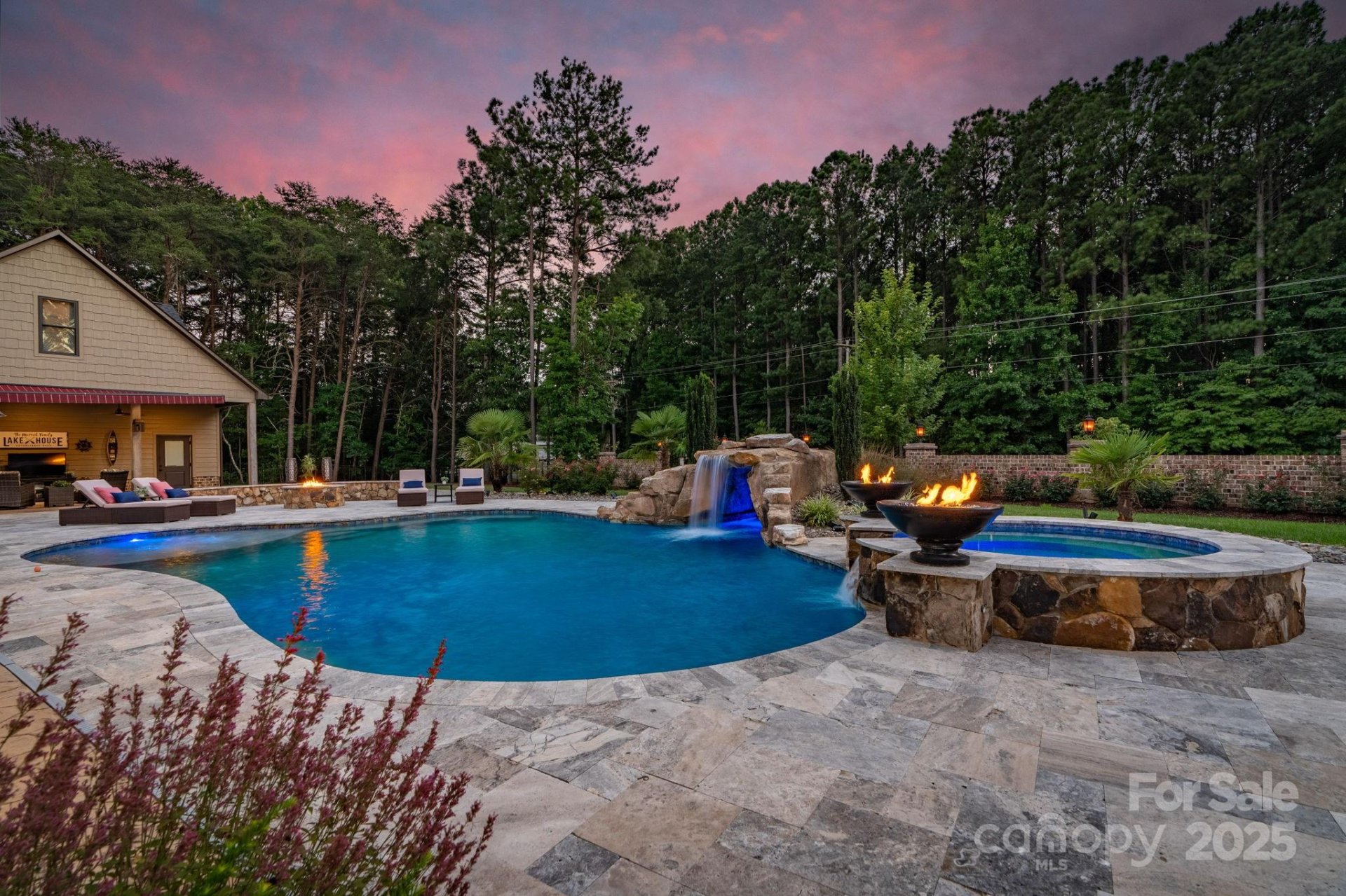 Property image 3 at 7946 Norman Pointe Drive, Denver, NC 28037
