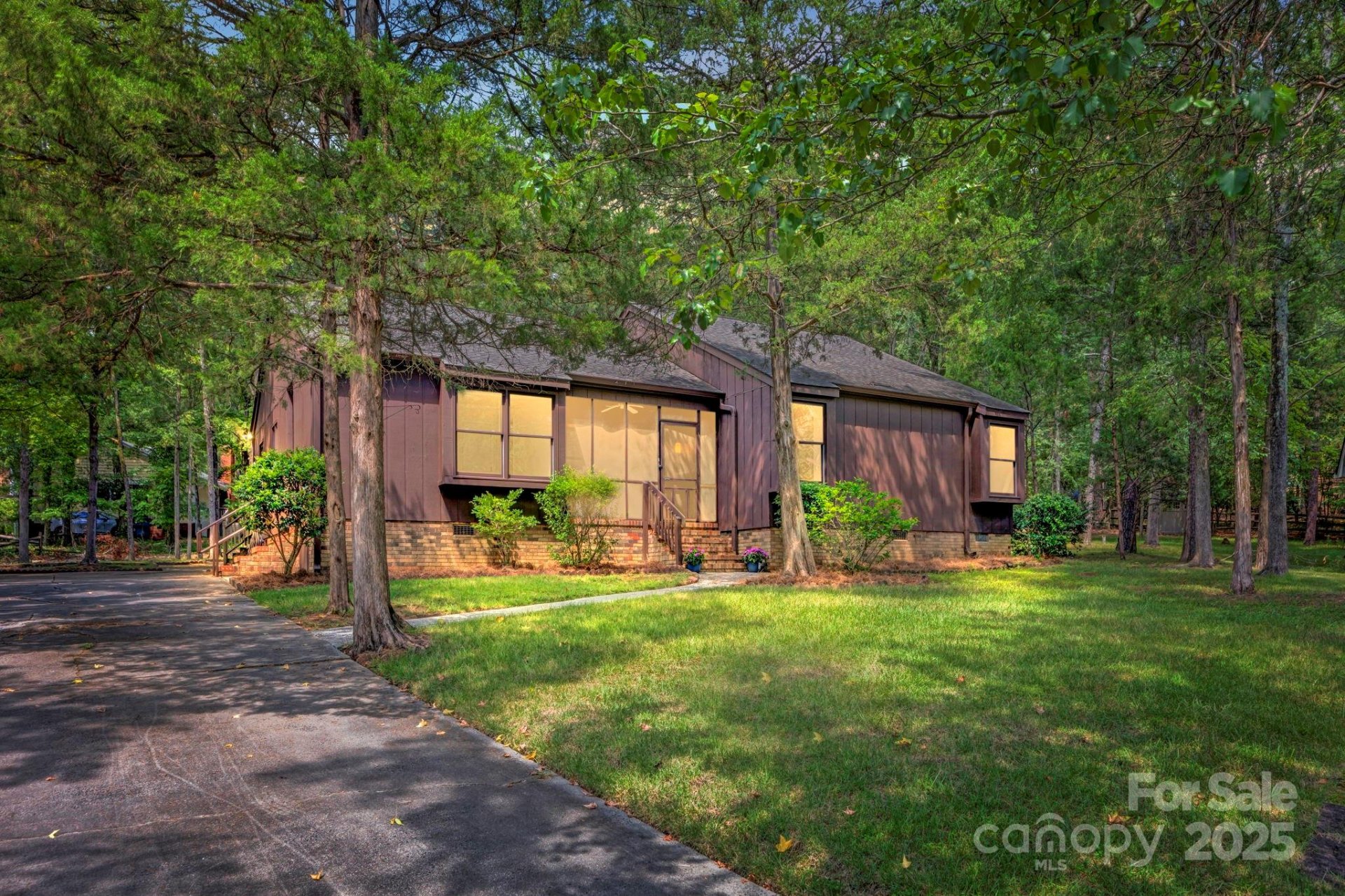Property image 1 at 7904 Deep Hollow Court, Charlotte, NC 28226