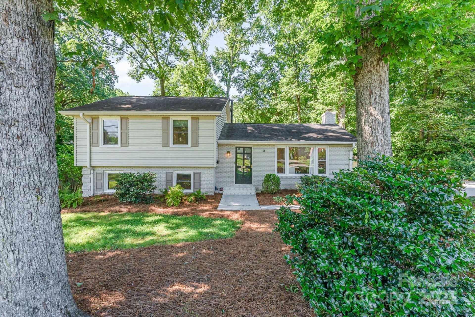 Property image 2 at 4014 Sulkirk Road, Charlotte, NC 28210