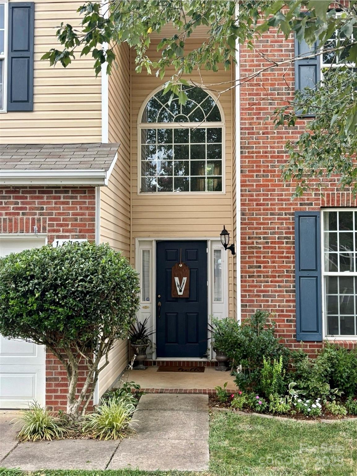 Property image 2 at 16123 Falling Meadows Lane, Charlotte, NC 28273
