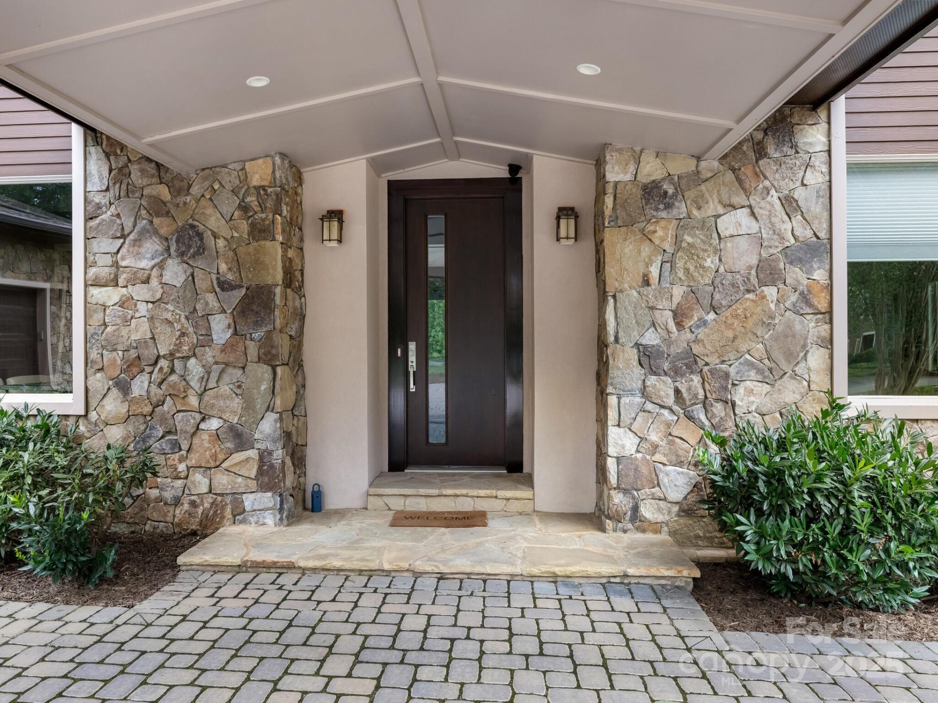 Property image 3 at 2011 Sharon Avenue, Charlotte, NC 28211