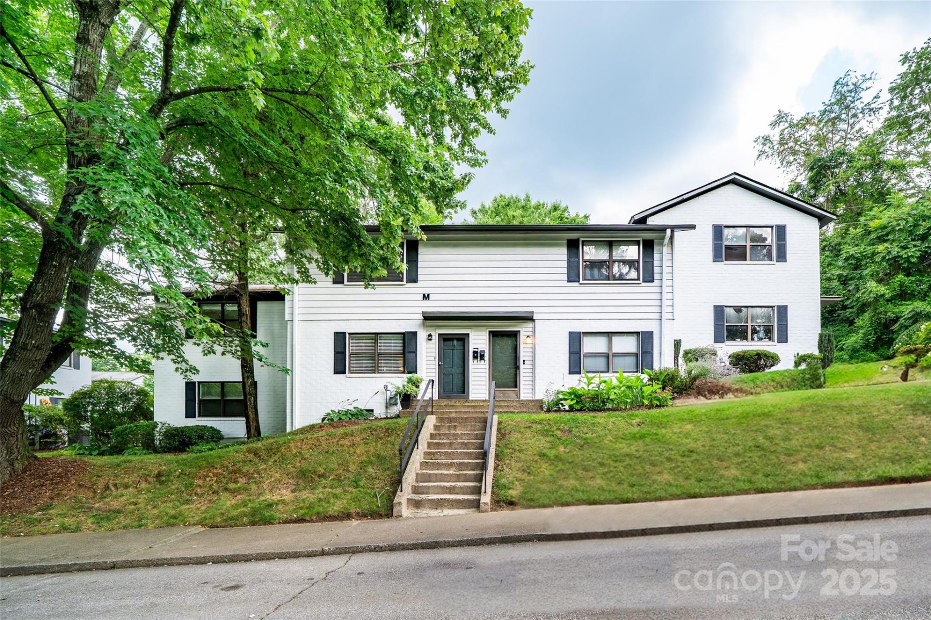 615 Biltmore Avenue