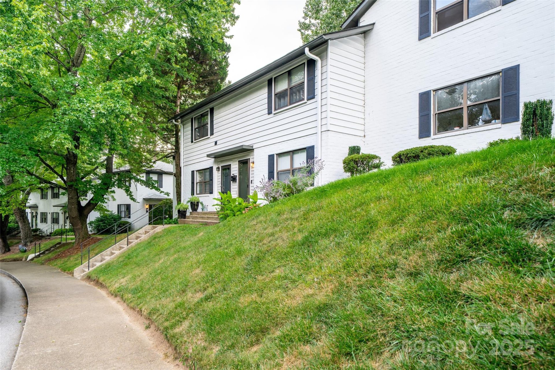 Property image 2 at 615 Biltmore Avenue, Asheville, NC 28803