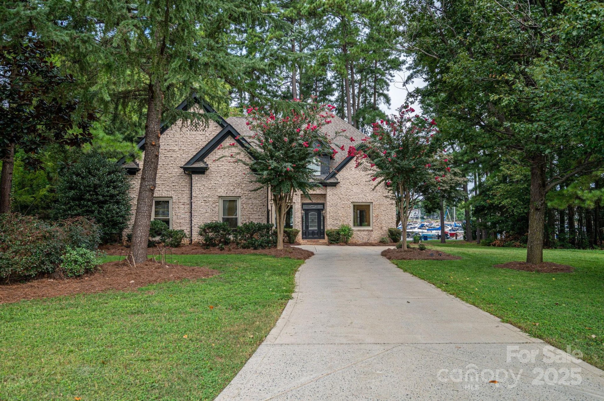 Property image 2 at 18337 Harbor Light Boulevard, Cornelius, NC 28031