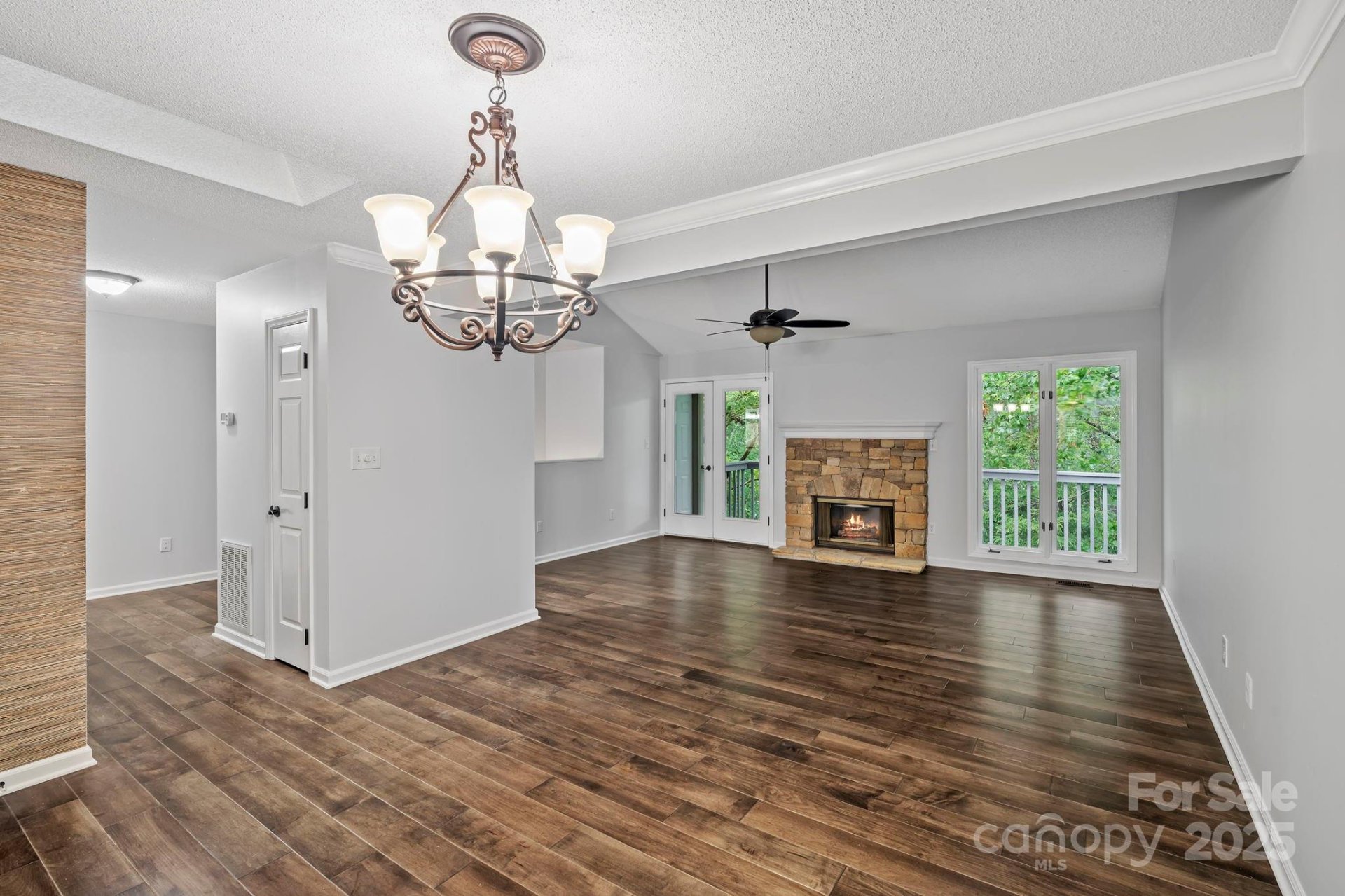 Property image 4 at 105 Beaver Ridge Road, Asheville, NC 28804