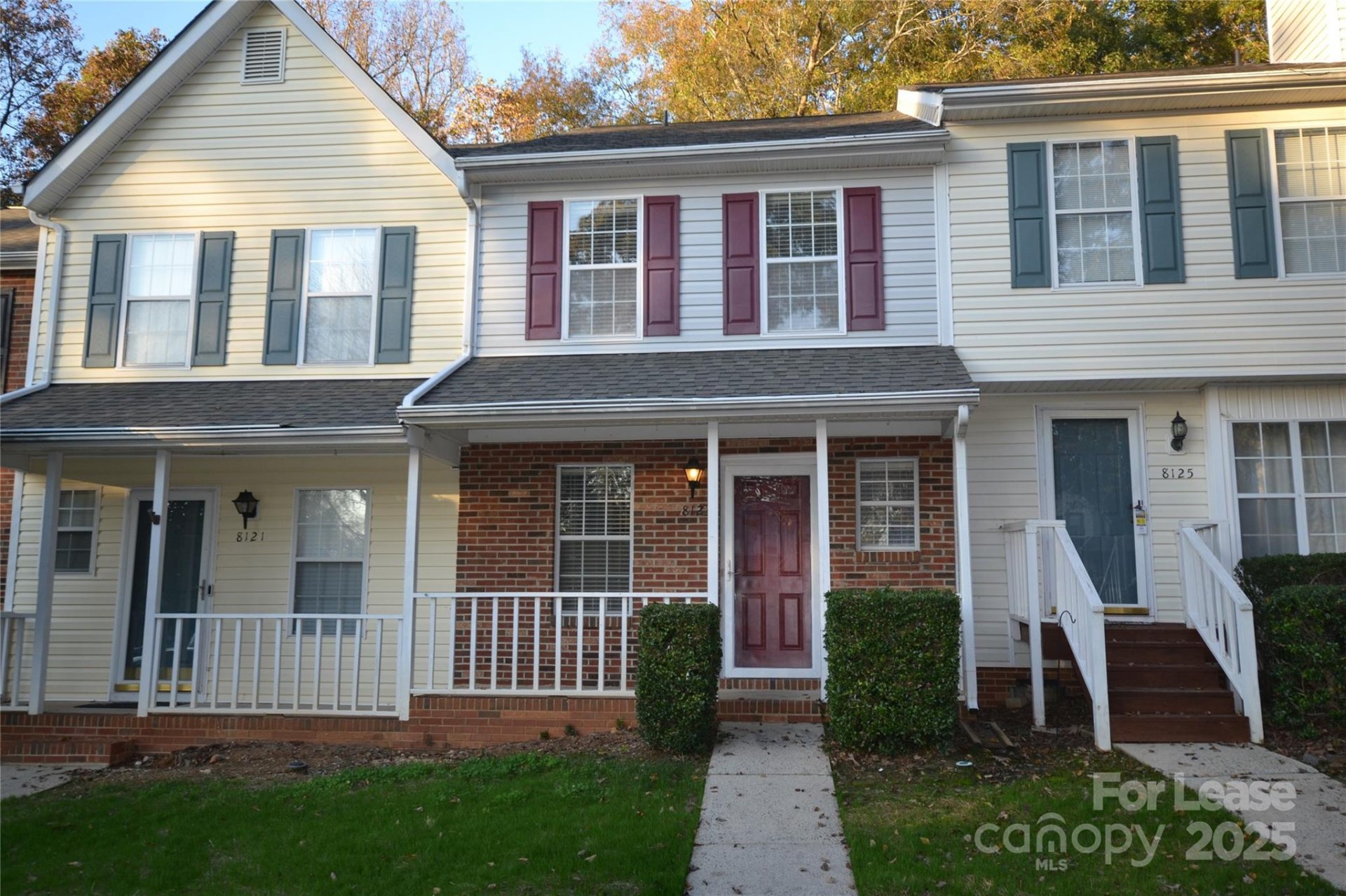 8123 Circle Tree Lane