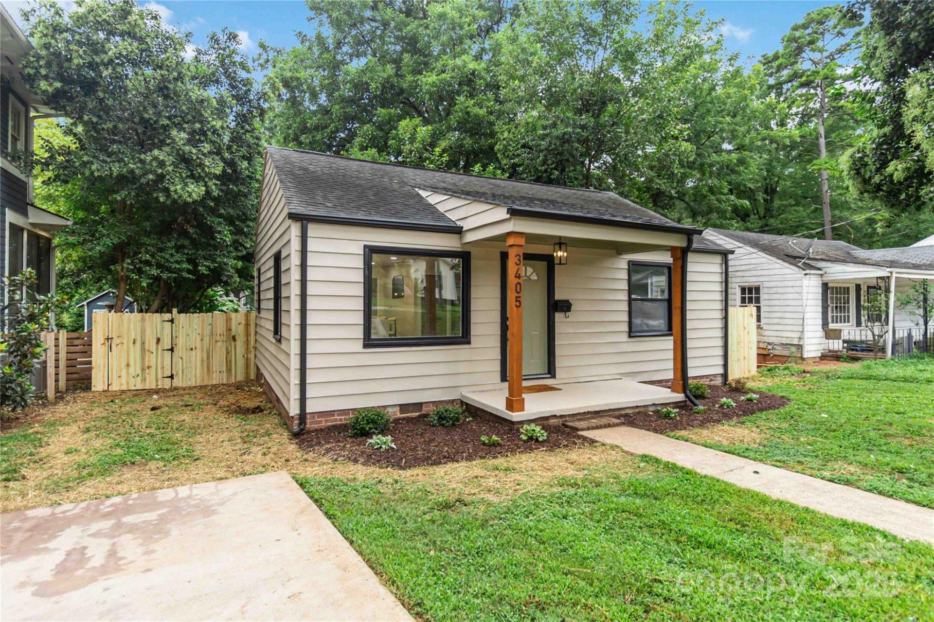 Property image 2 at 3405 Rogers Street, Charlotte, NC 28208