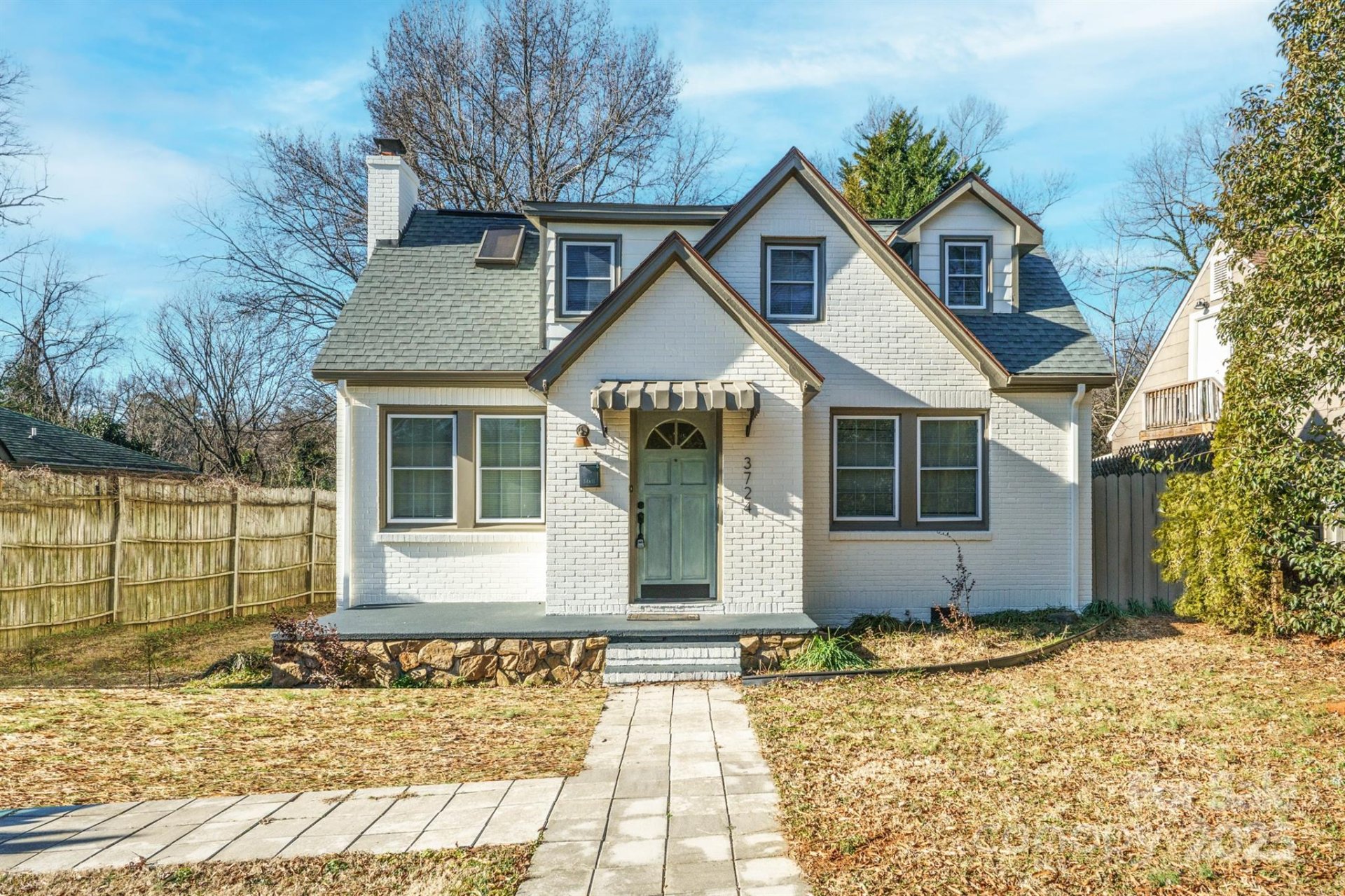 Property image 2 at 3724 Commonwealth Avenue, Charlotte, NC 28205