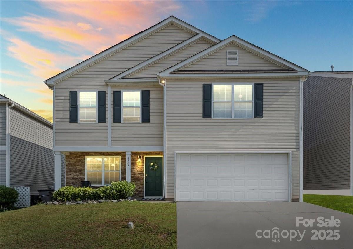 Property image 3 at 1848 Greenbrook Trail, Dallas, NC 28034