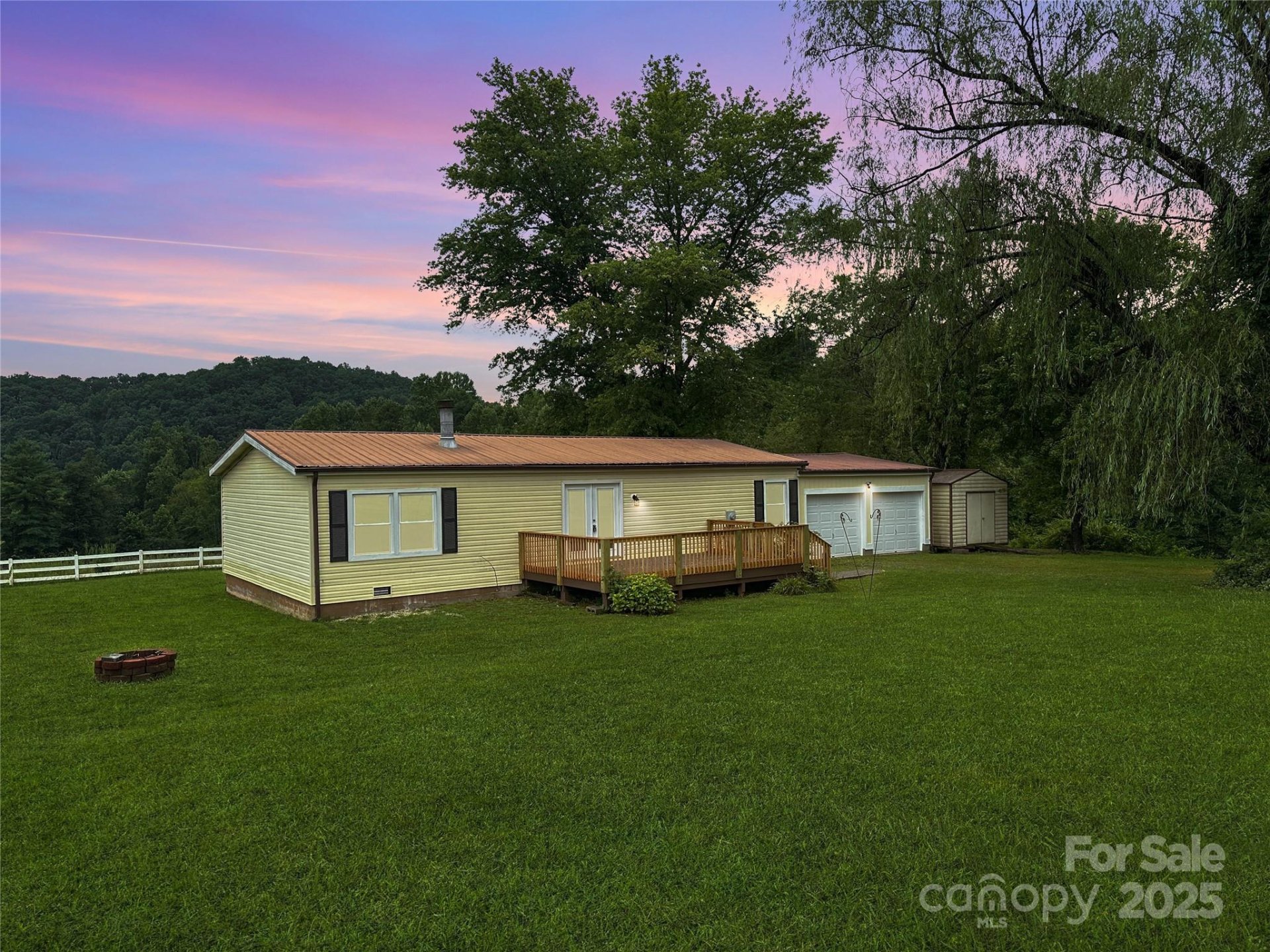 Hidden Acres, Marion Community