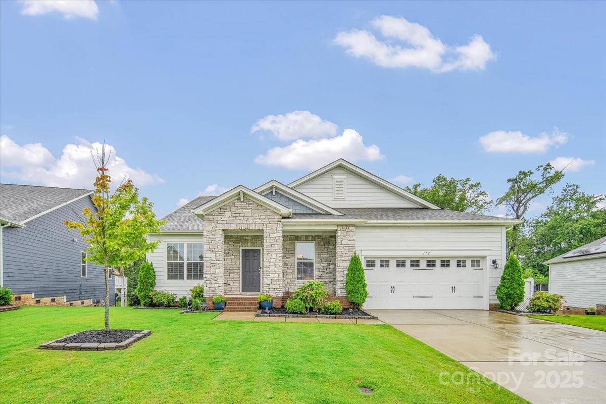 172 Caversham Drive