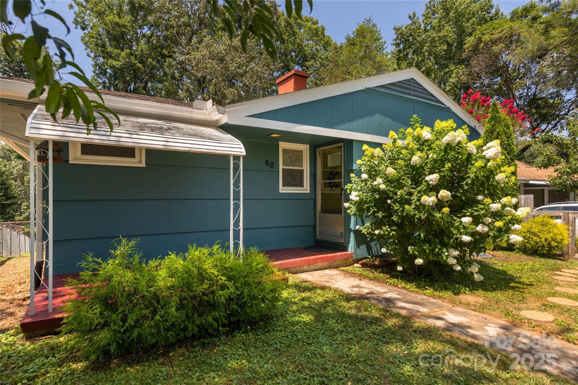 Property image 2 at 68 Vandalia Avenue, Asheville, NC 28806