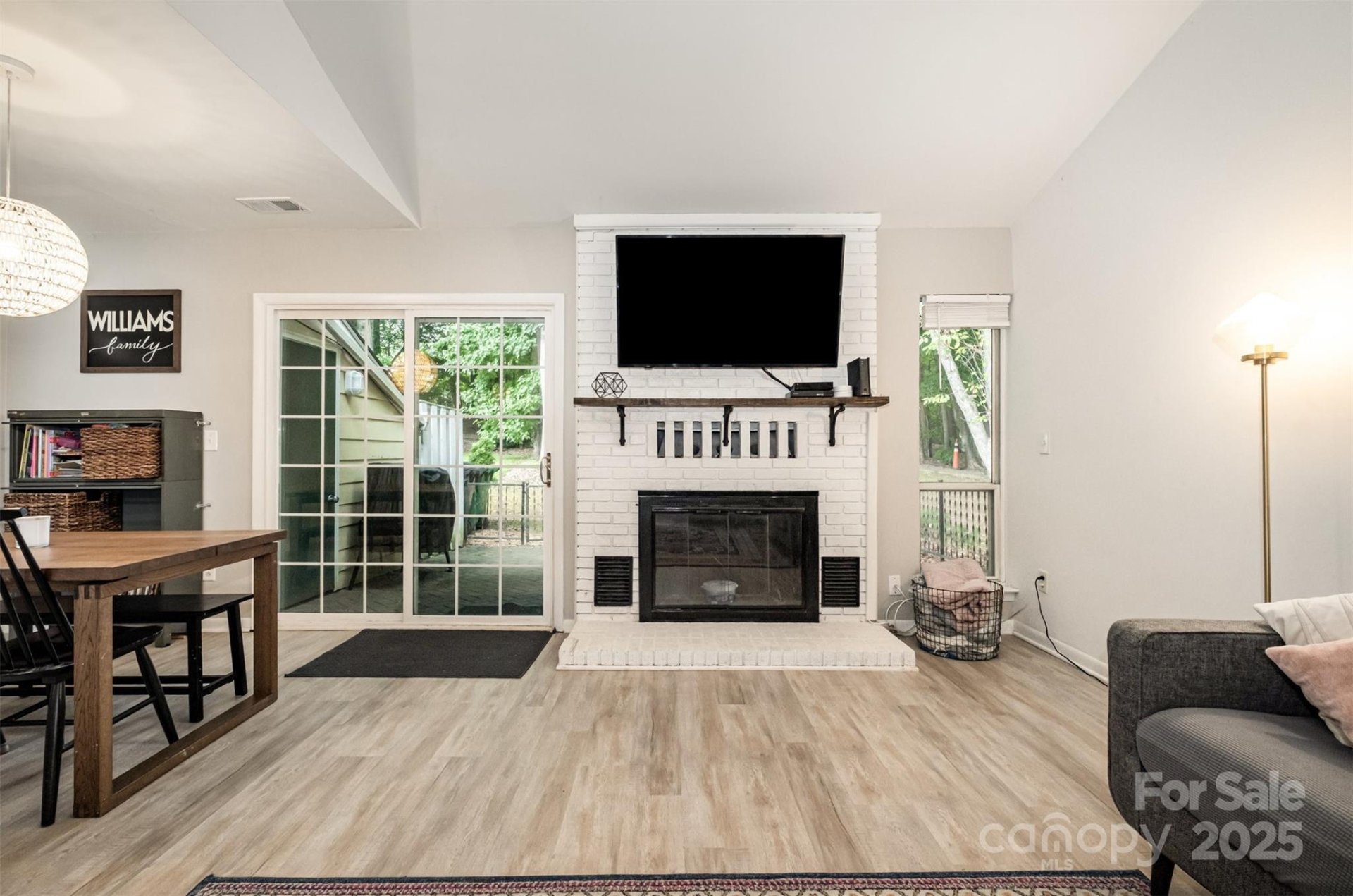 Property image 3 at 1047 Sardis Cove Drive, Charlotte, NC 28270