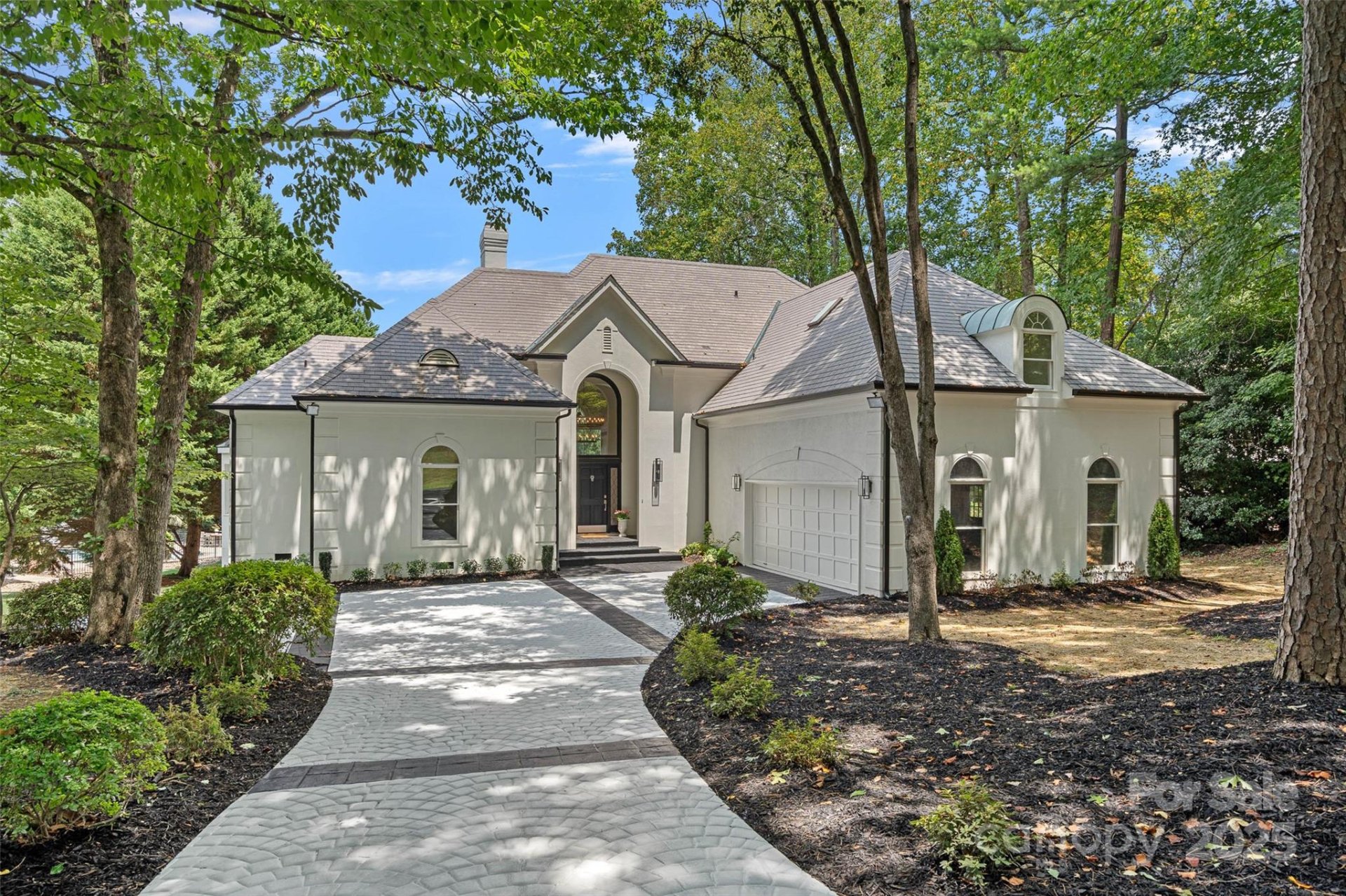 Waterford Point, Cornelius Community