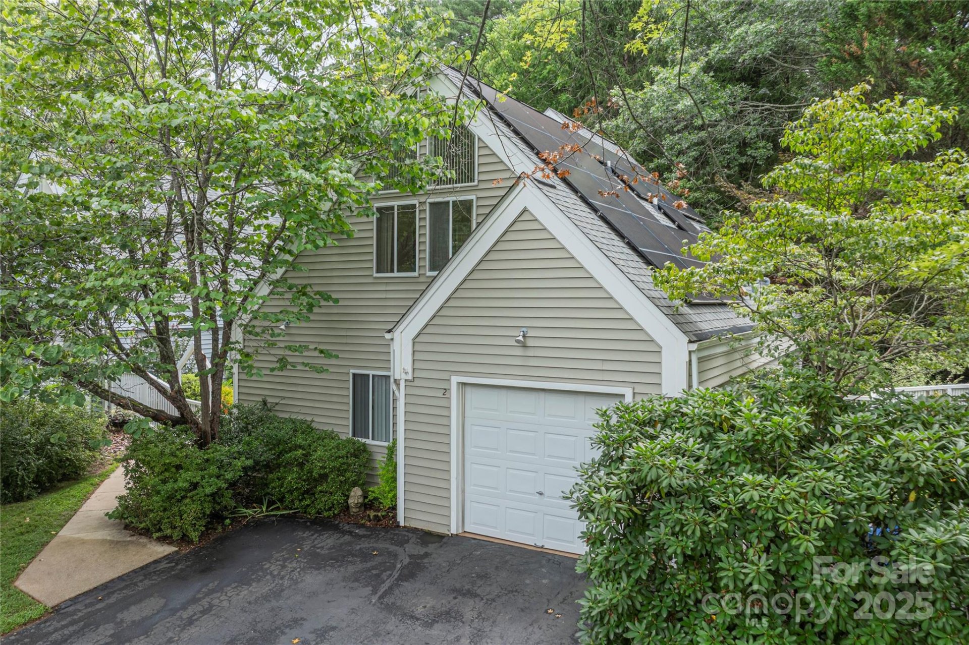 Property image 2 at 2 Stuart Circle, Asheville, NC 28804