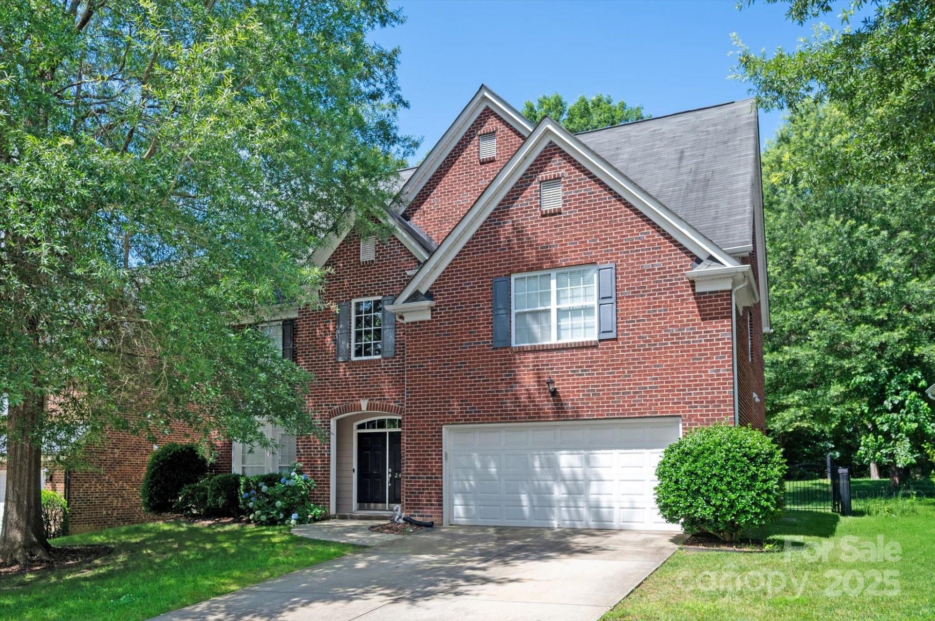 2416 River Oaks Drive