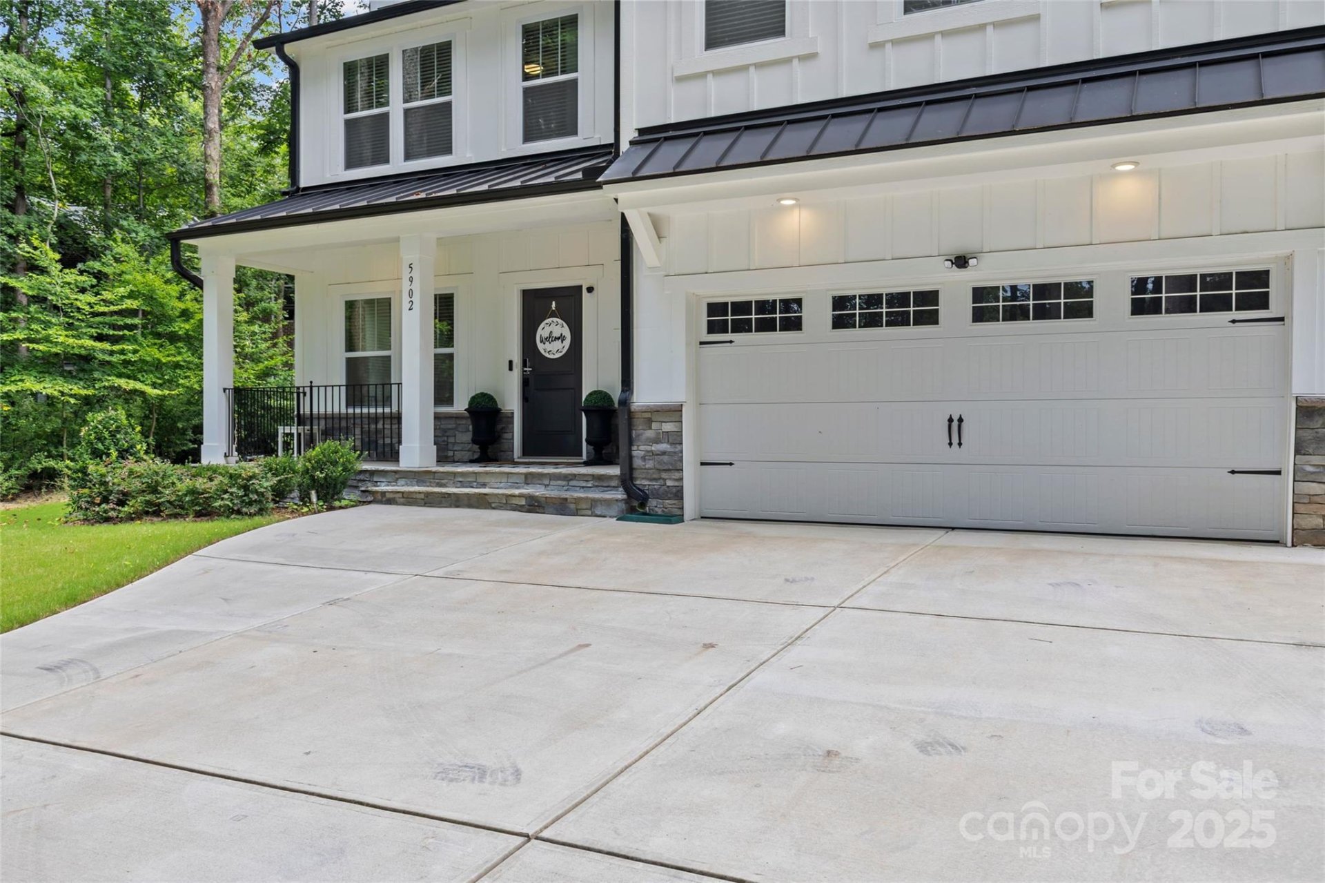 Property image 4 at 5902 Beatties Ford Road, Charlotte, NC 28216