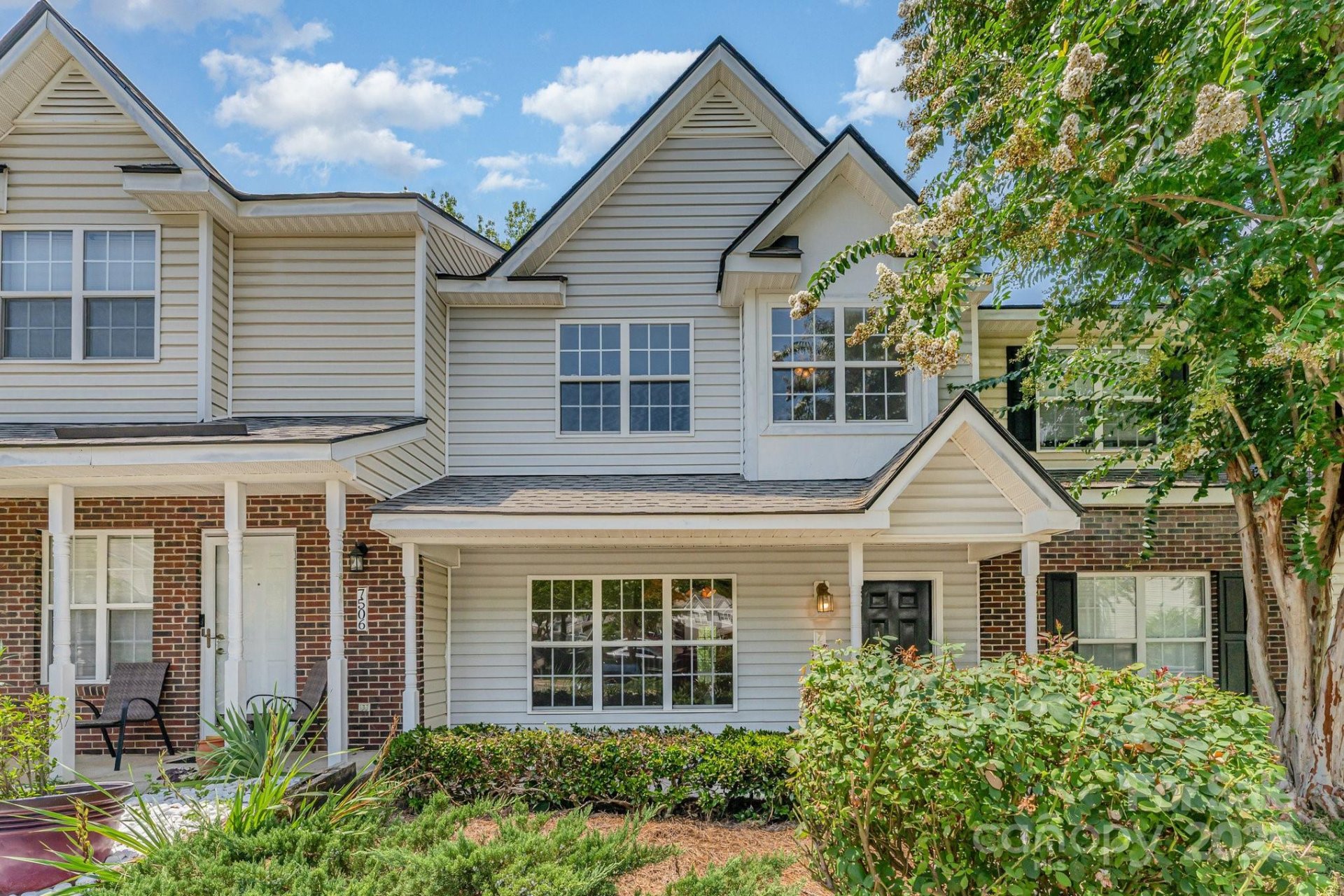 Property image 2 at 7504 Petrea Lane, Charlotte, NC 28227