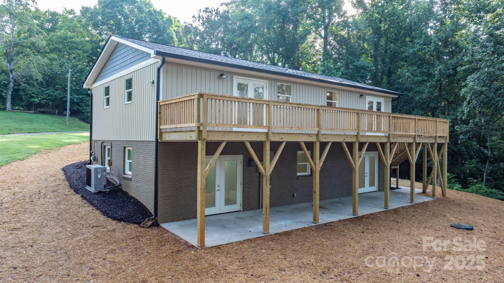 Property image 4 at 5626 Mountainside Court, Hickory, NC 28601