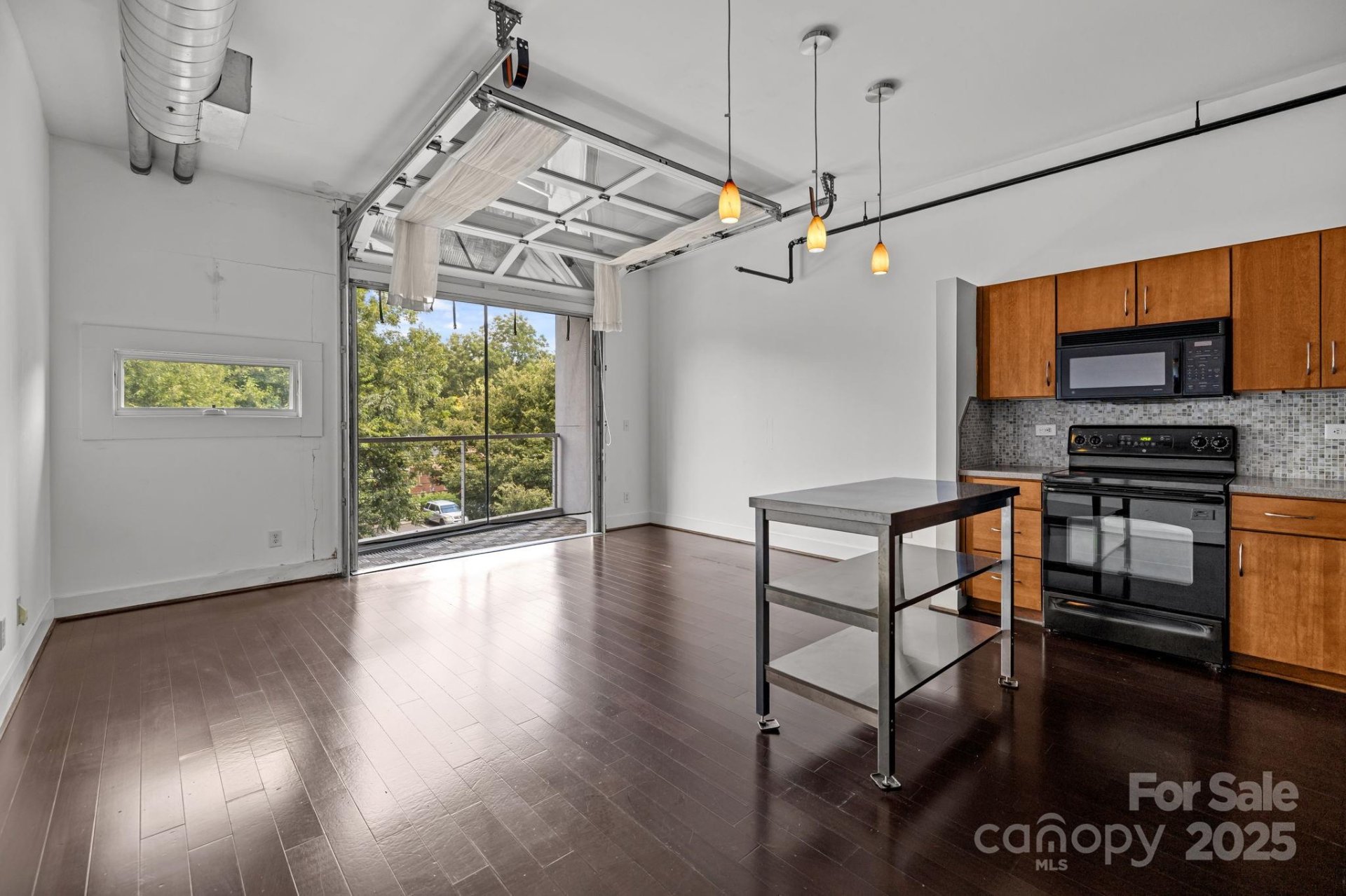 Property image 4 at 1611 Central Avenue, Charlotte, NC 28205