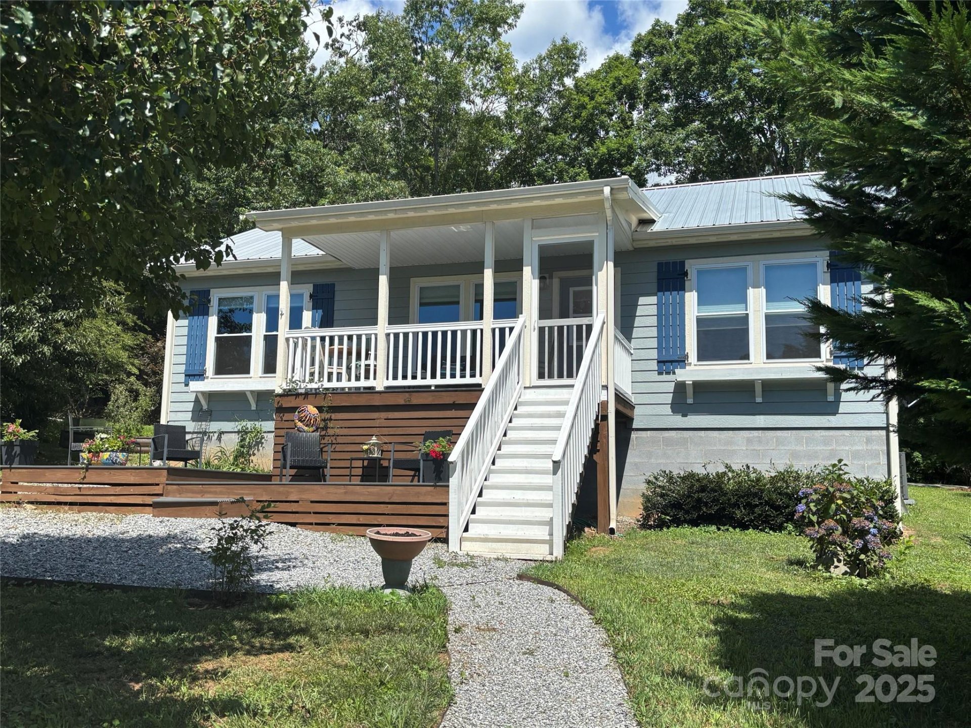 540 Crescent Street