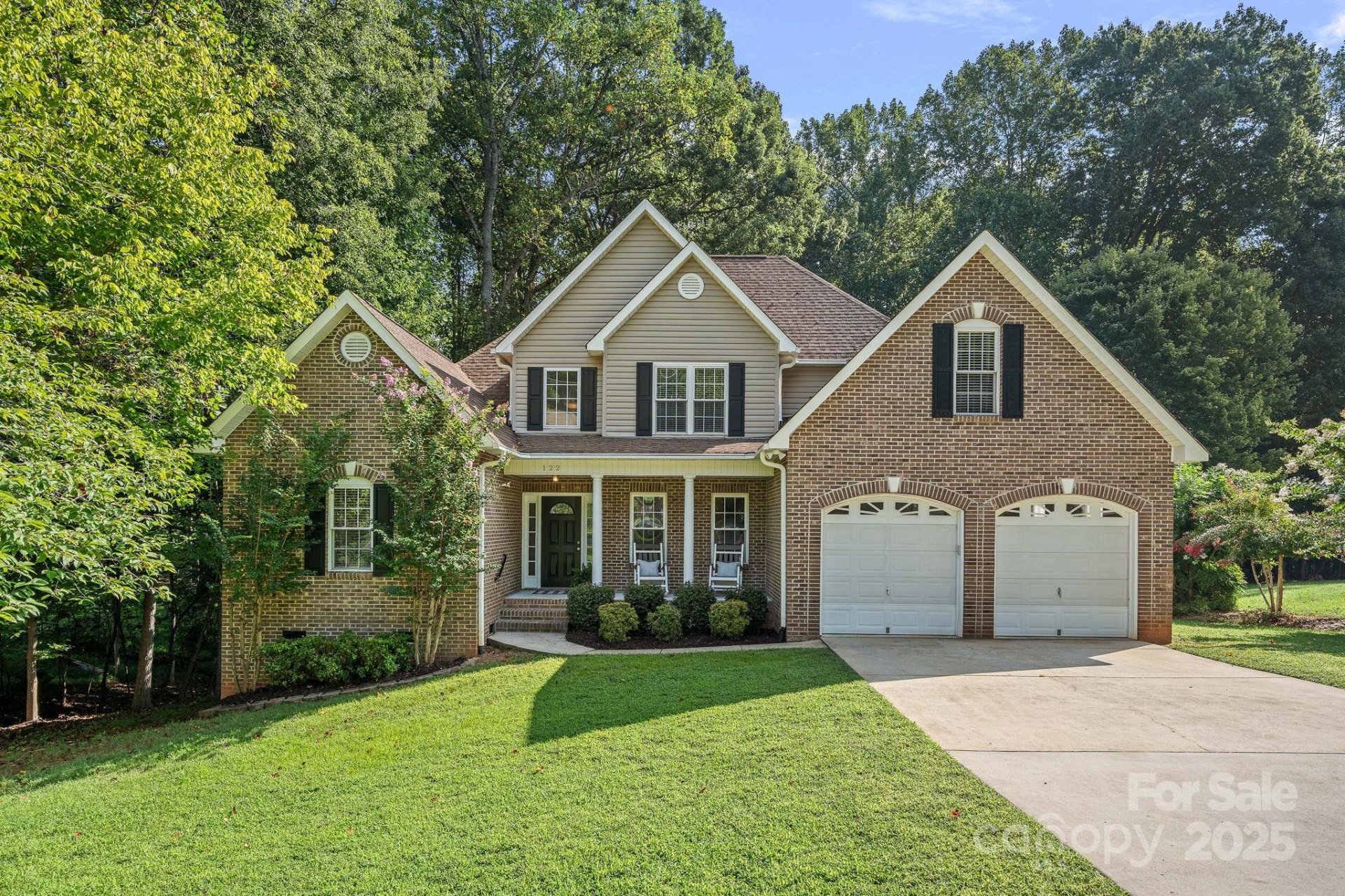 Blackberry Creek, Mooresville Community
