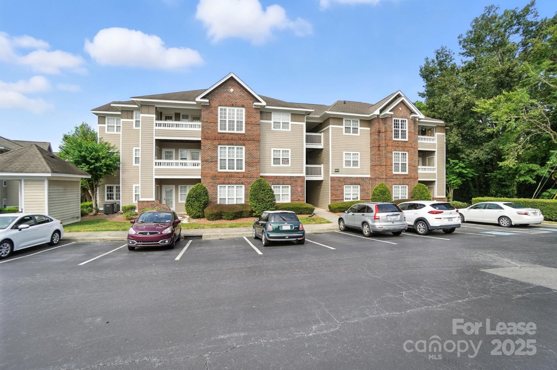 9849 Campus Walk Lane
